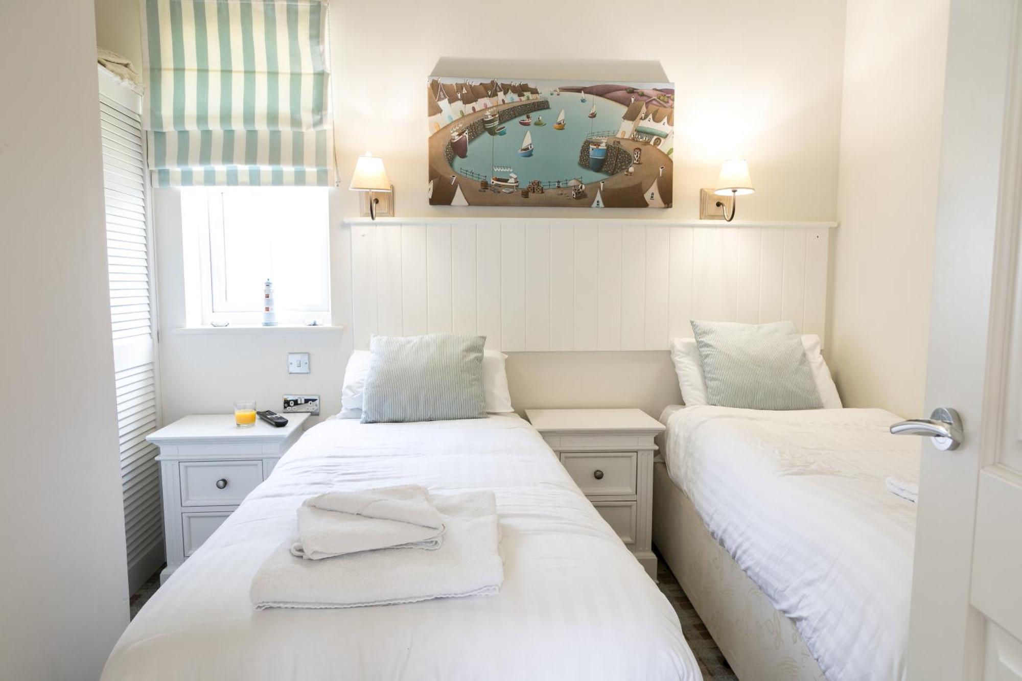 4 Berth Superior Beach House Pet