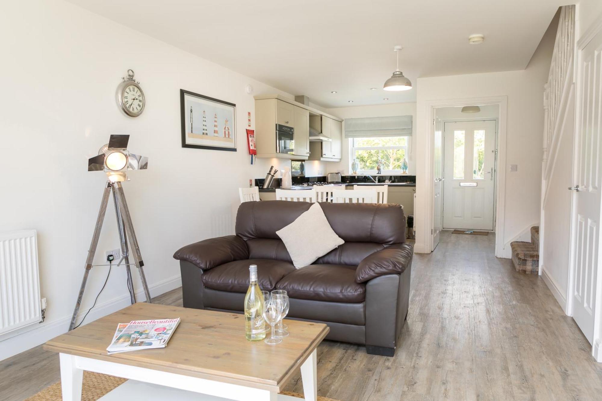 4 Berth Comfort Cottage Pet