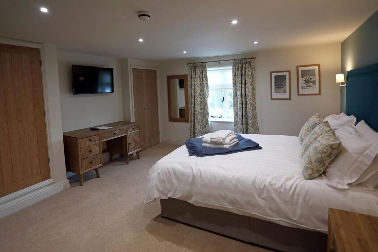 Deluxe Double Room Bath