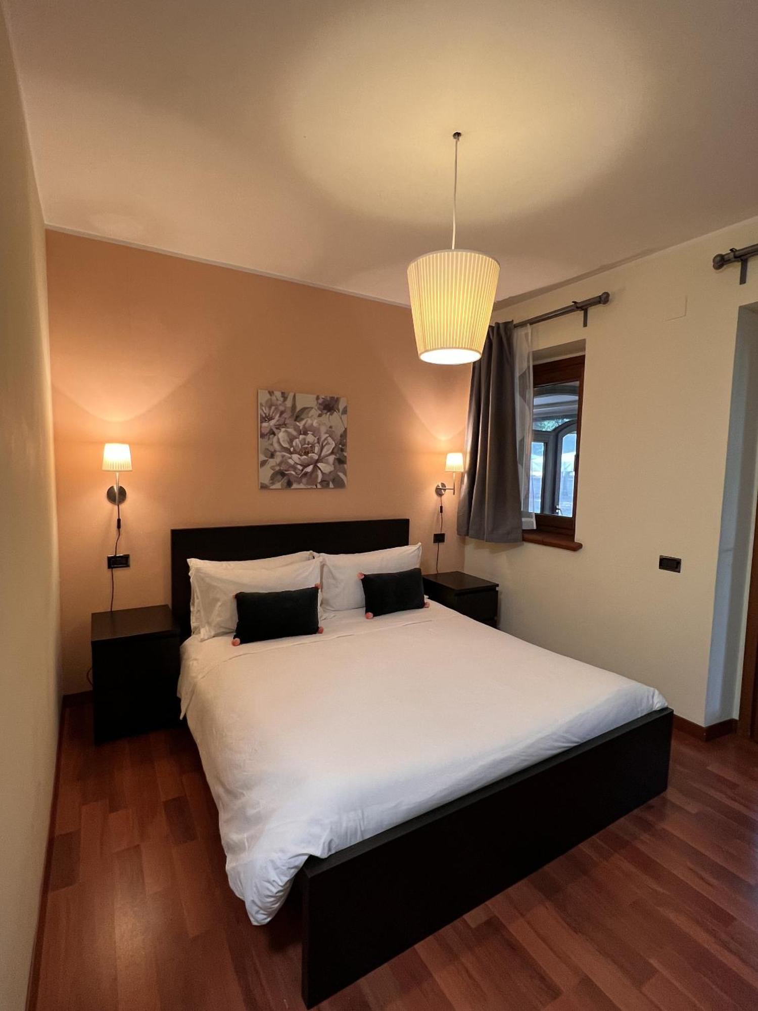 Standard Double Suite