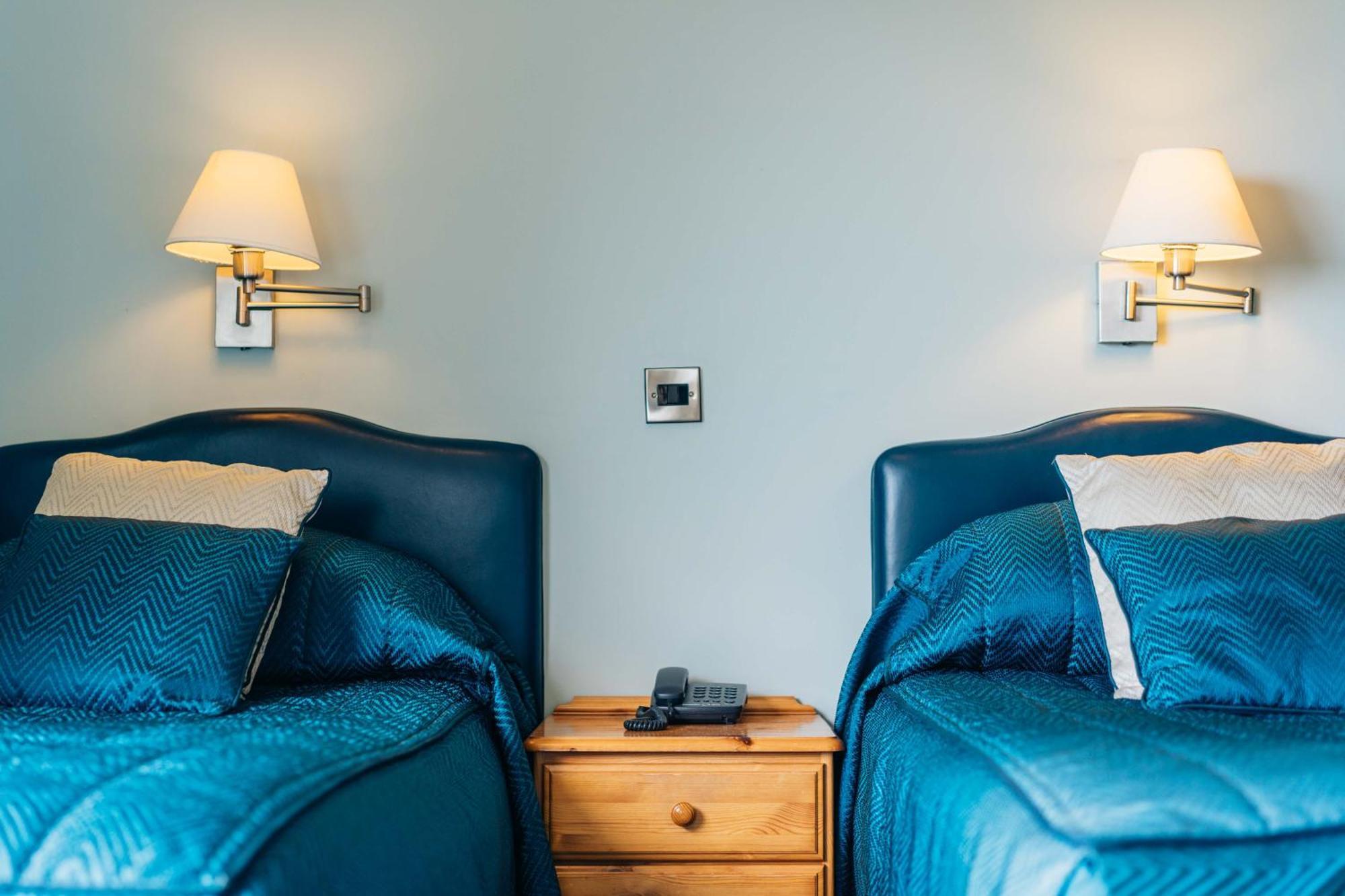 Standard Twin Room with Garden View