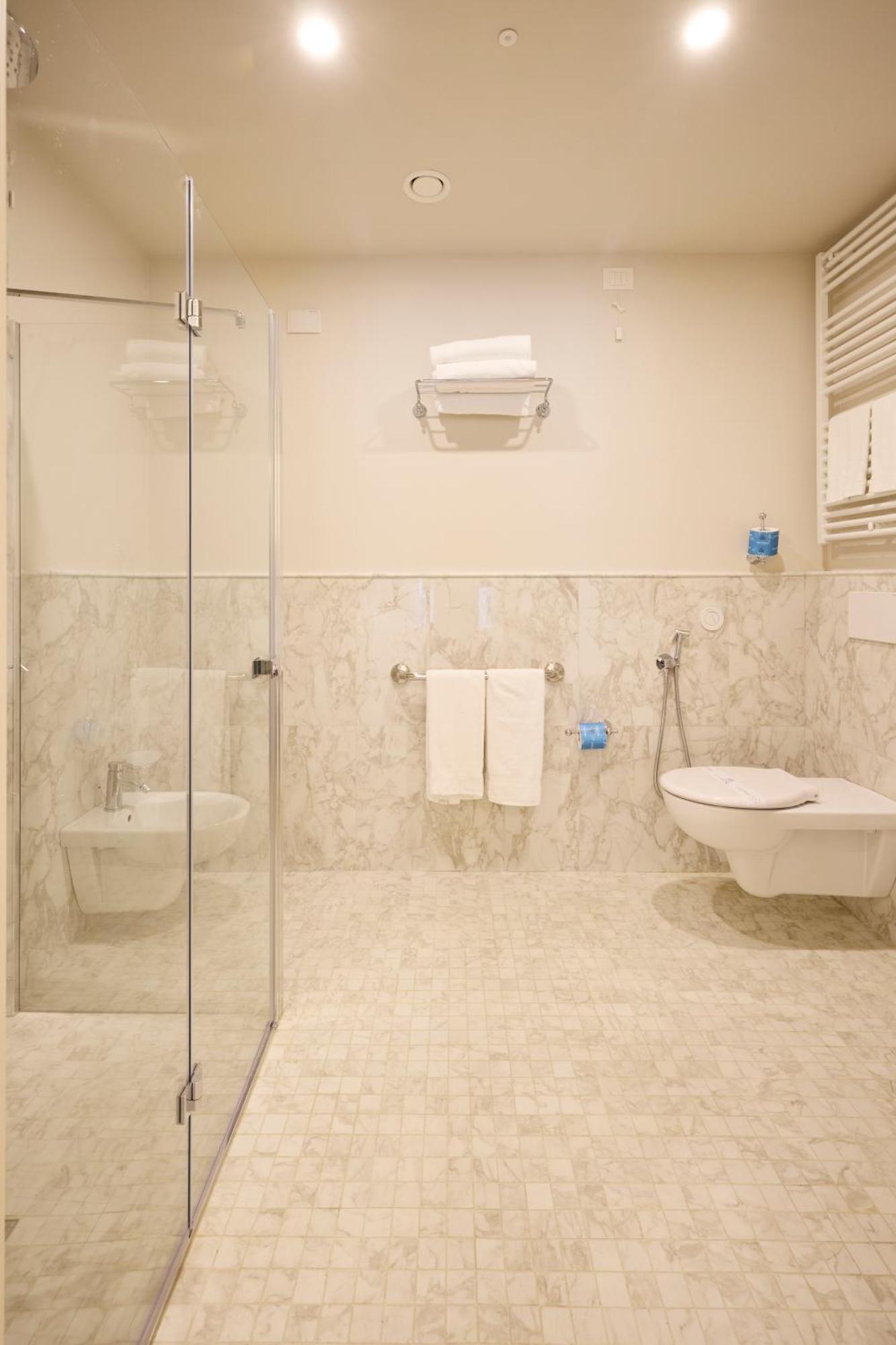 Superior Double or Twin Room in Dependence