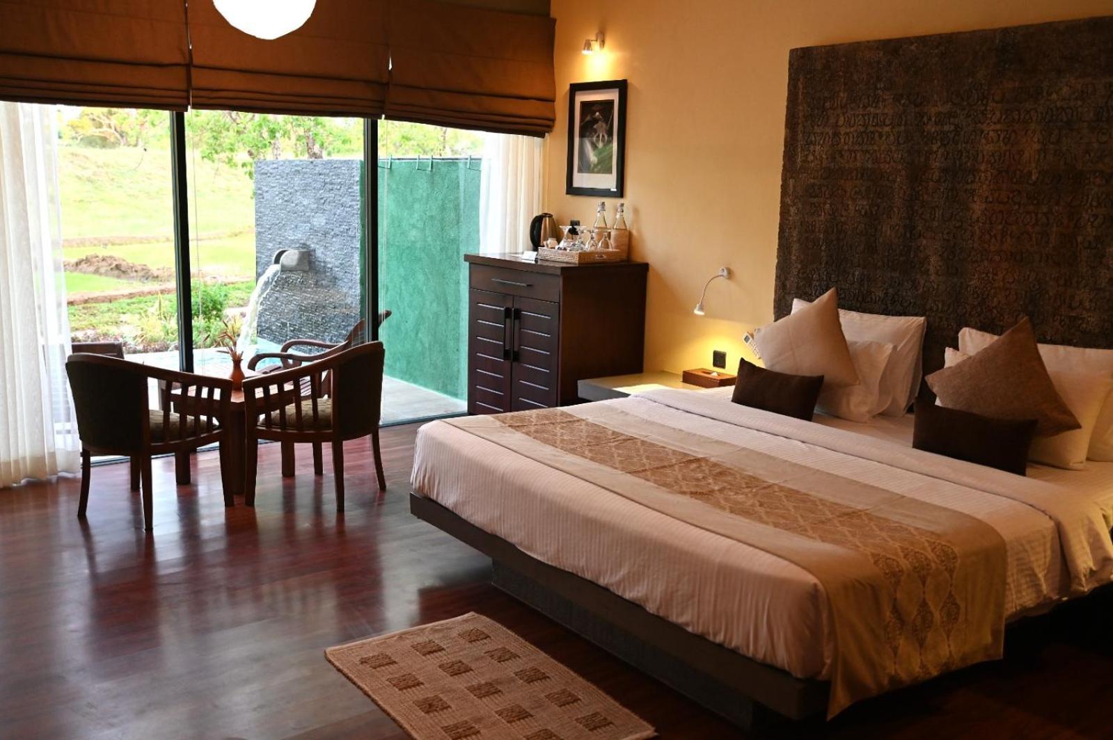 King's Superior Private Plunge Pool