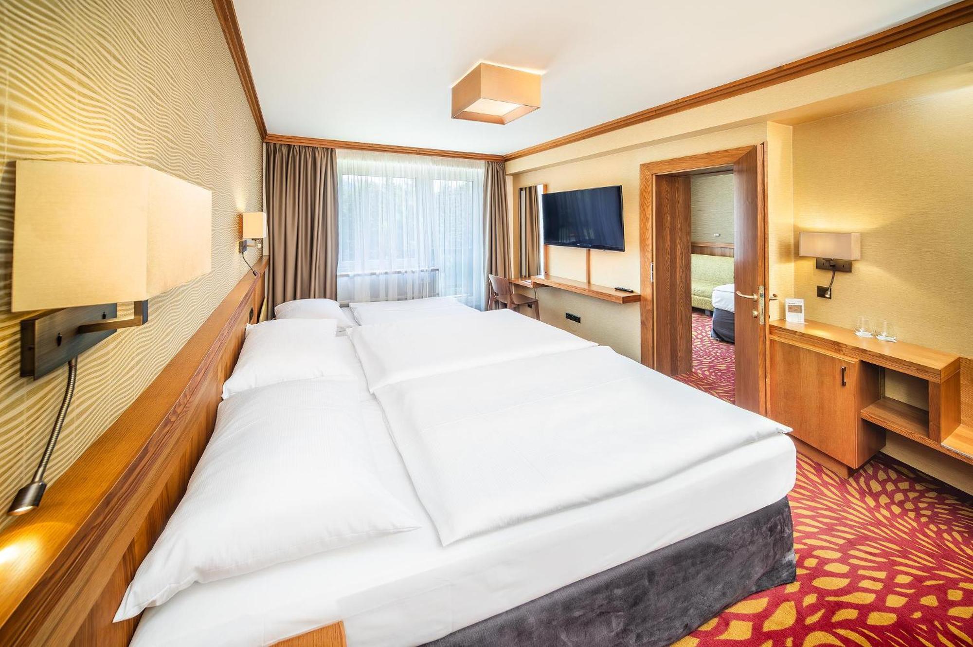 Family Connecting Room
