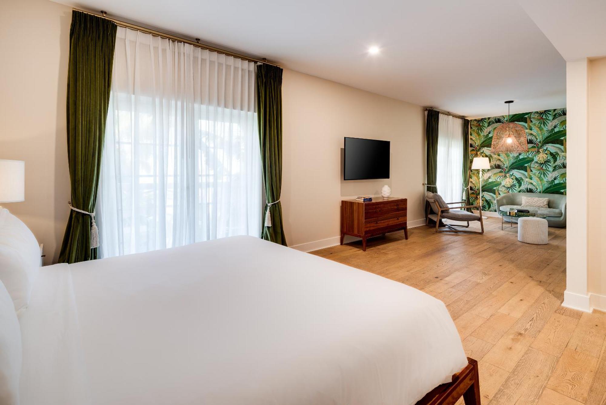 Junior King Suite Balcony