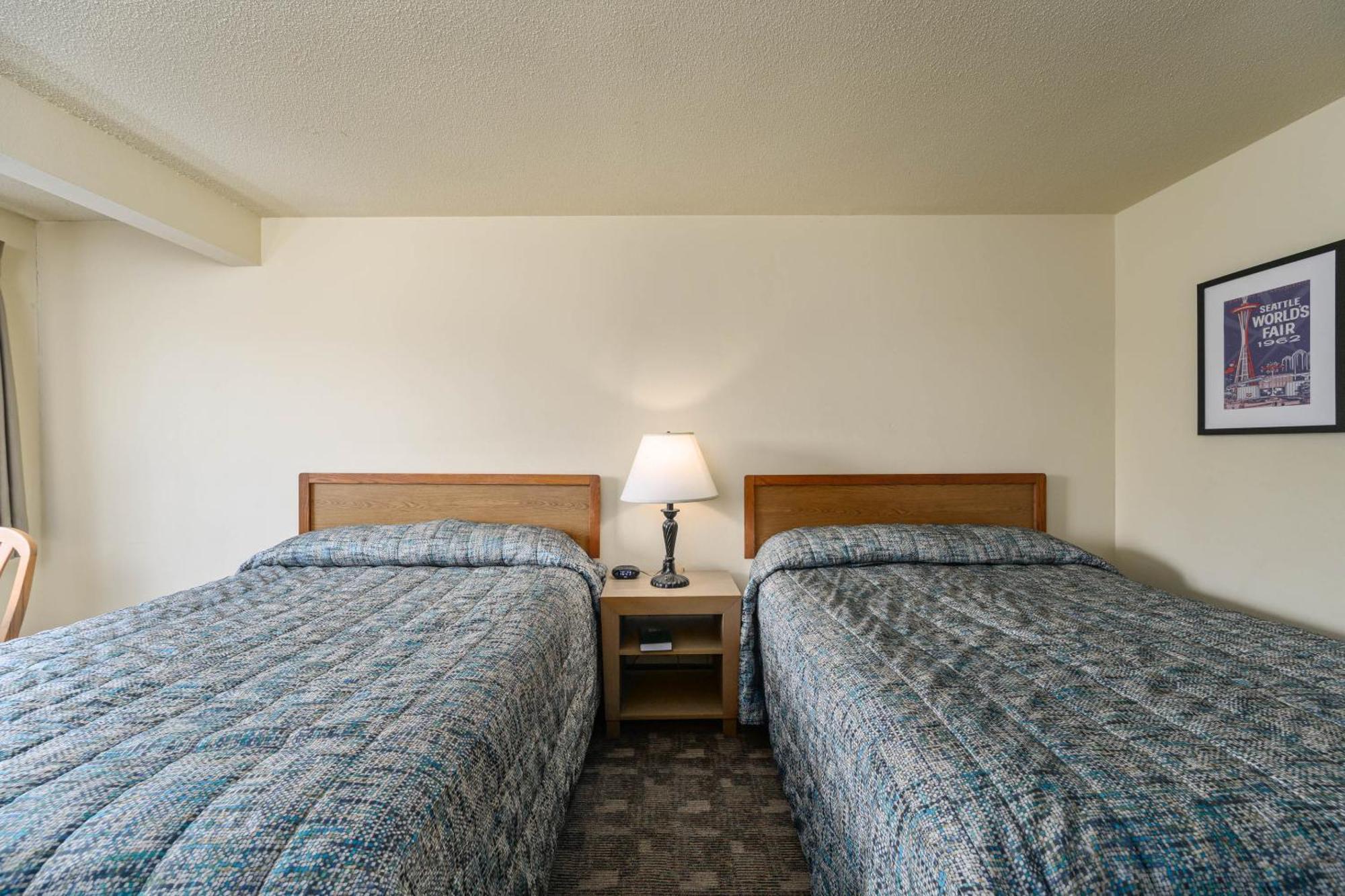 Queen Room Two Queen Beds Non-Smoking