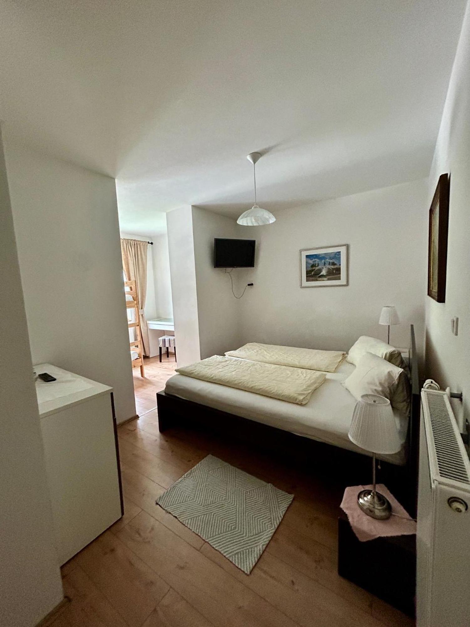 Quadruple Room Lake View
