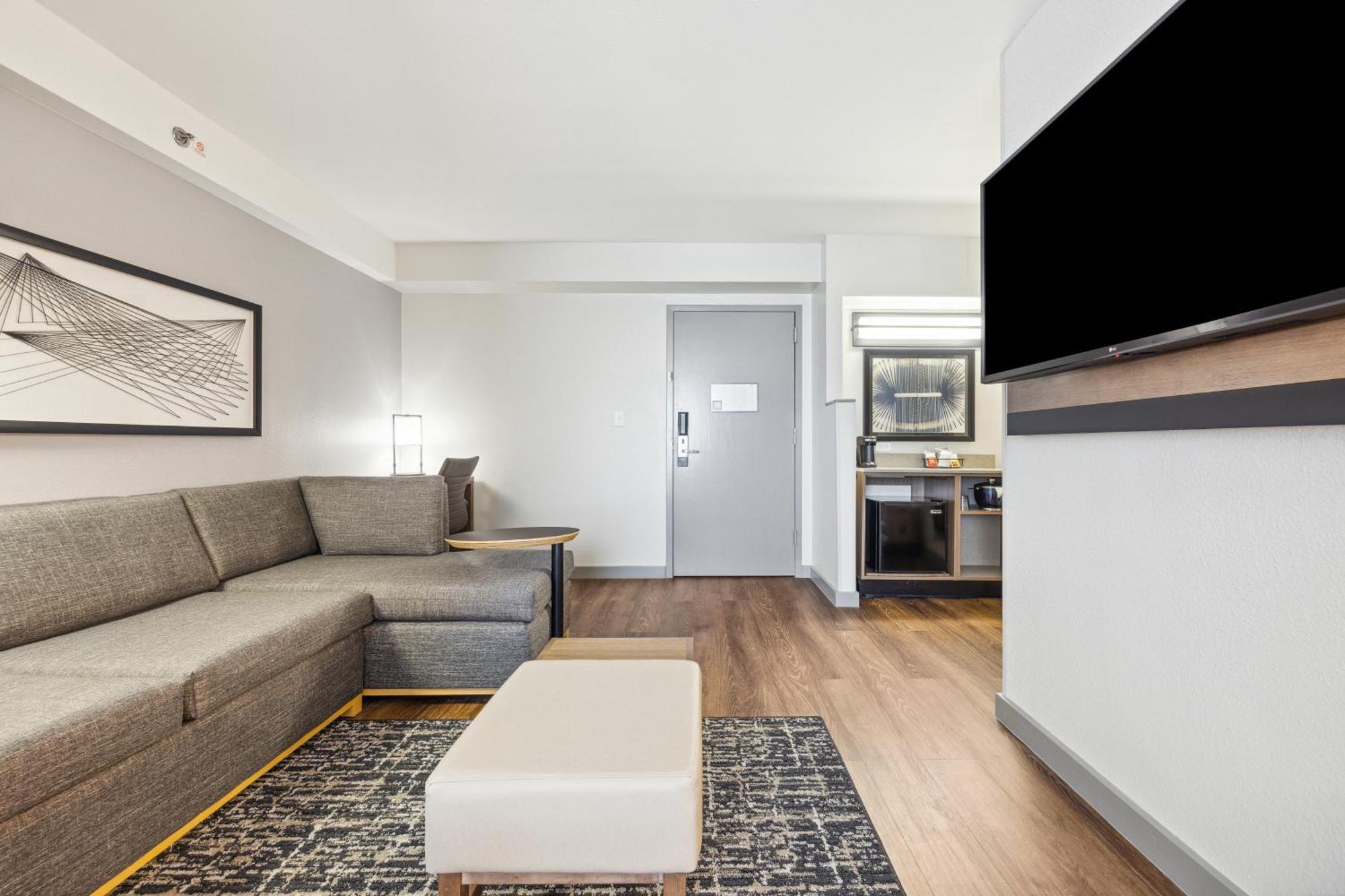 King Room Sofa Bed High Floor