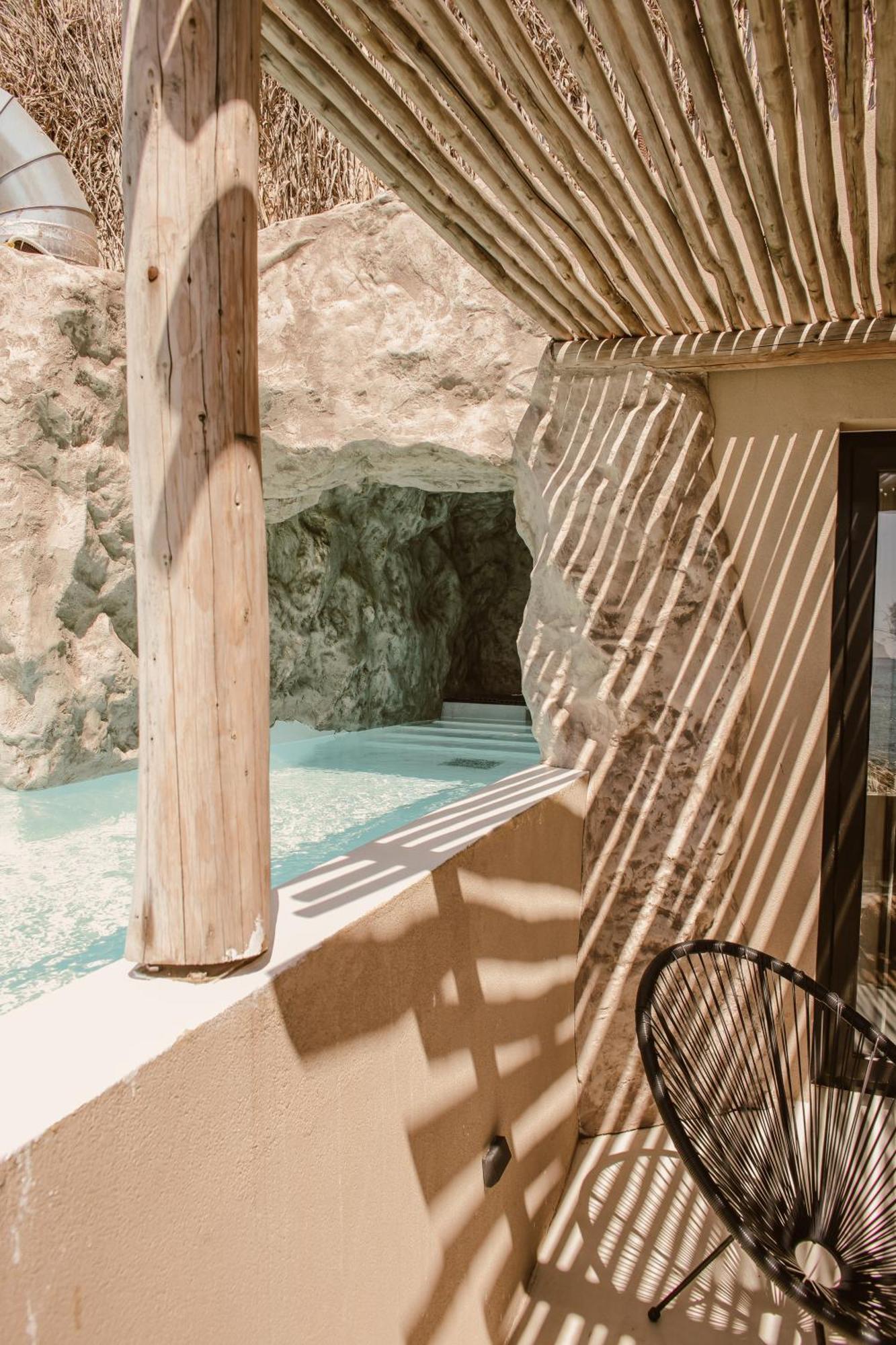 Premium Junior Suite Private Pool & Sea View,1604079271:JPEG