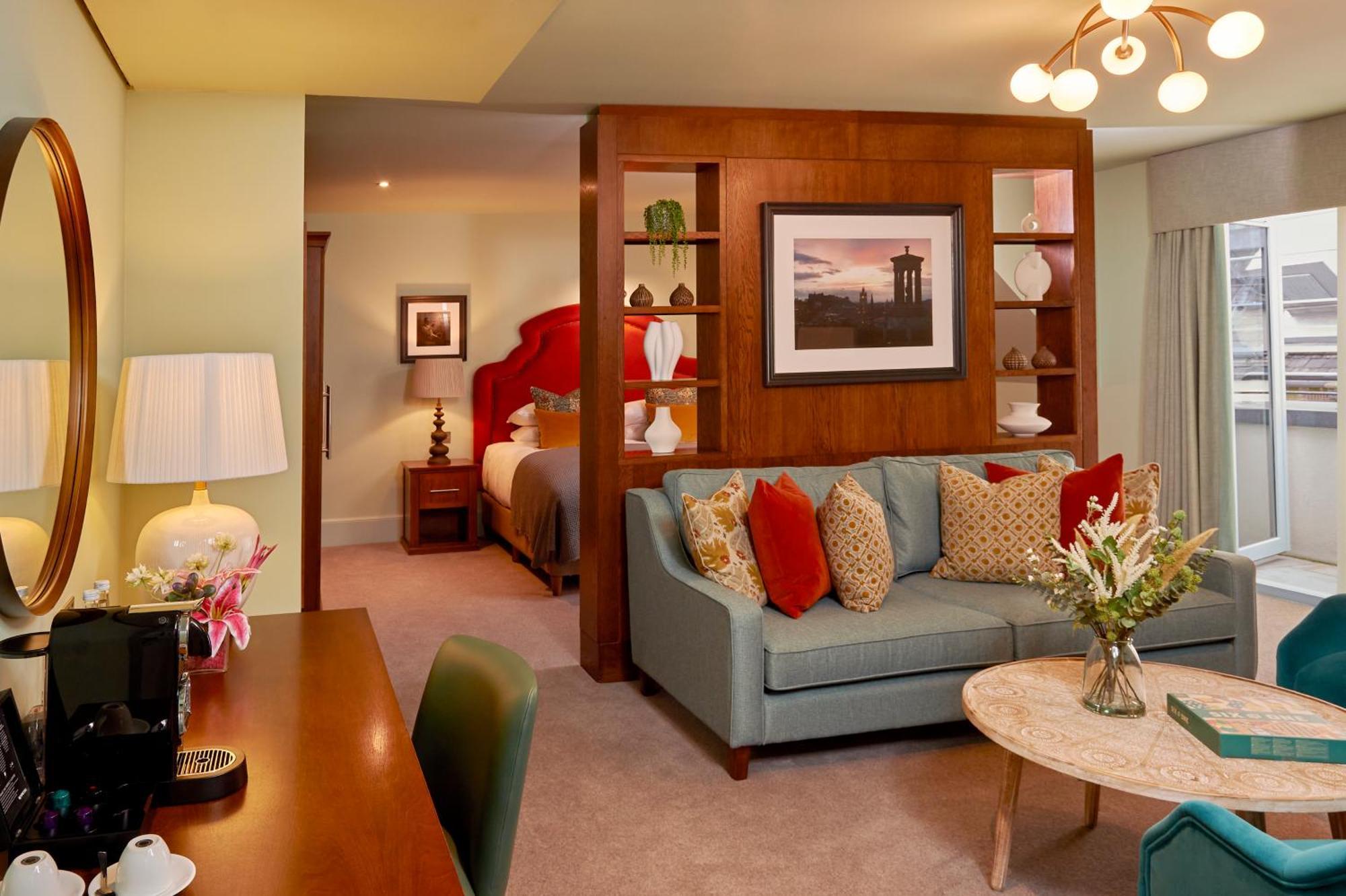 Signature Suite