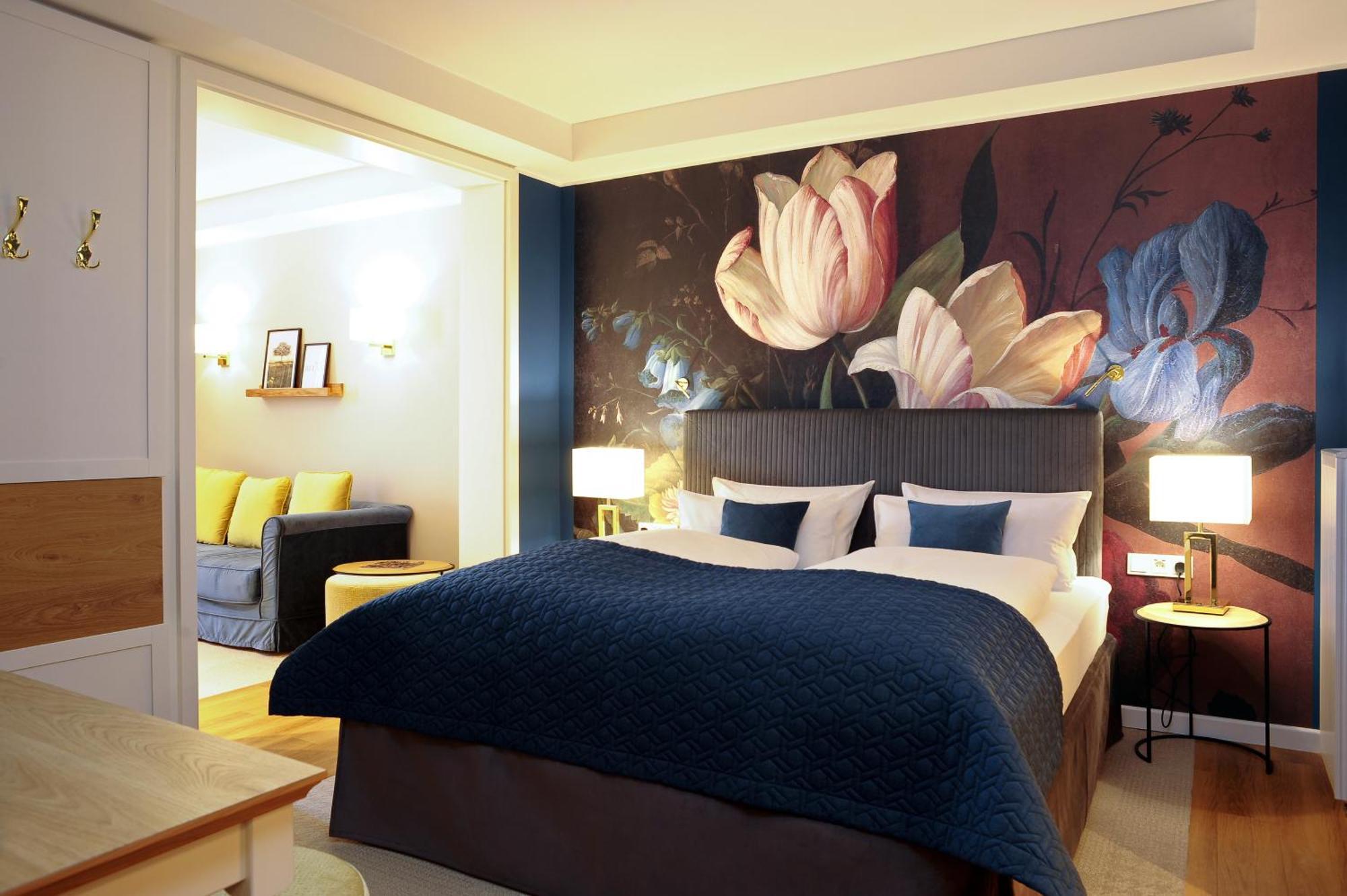 Zimmer mit Kingsize-Bett