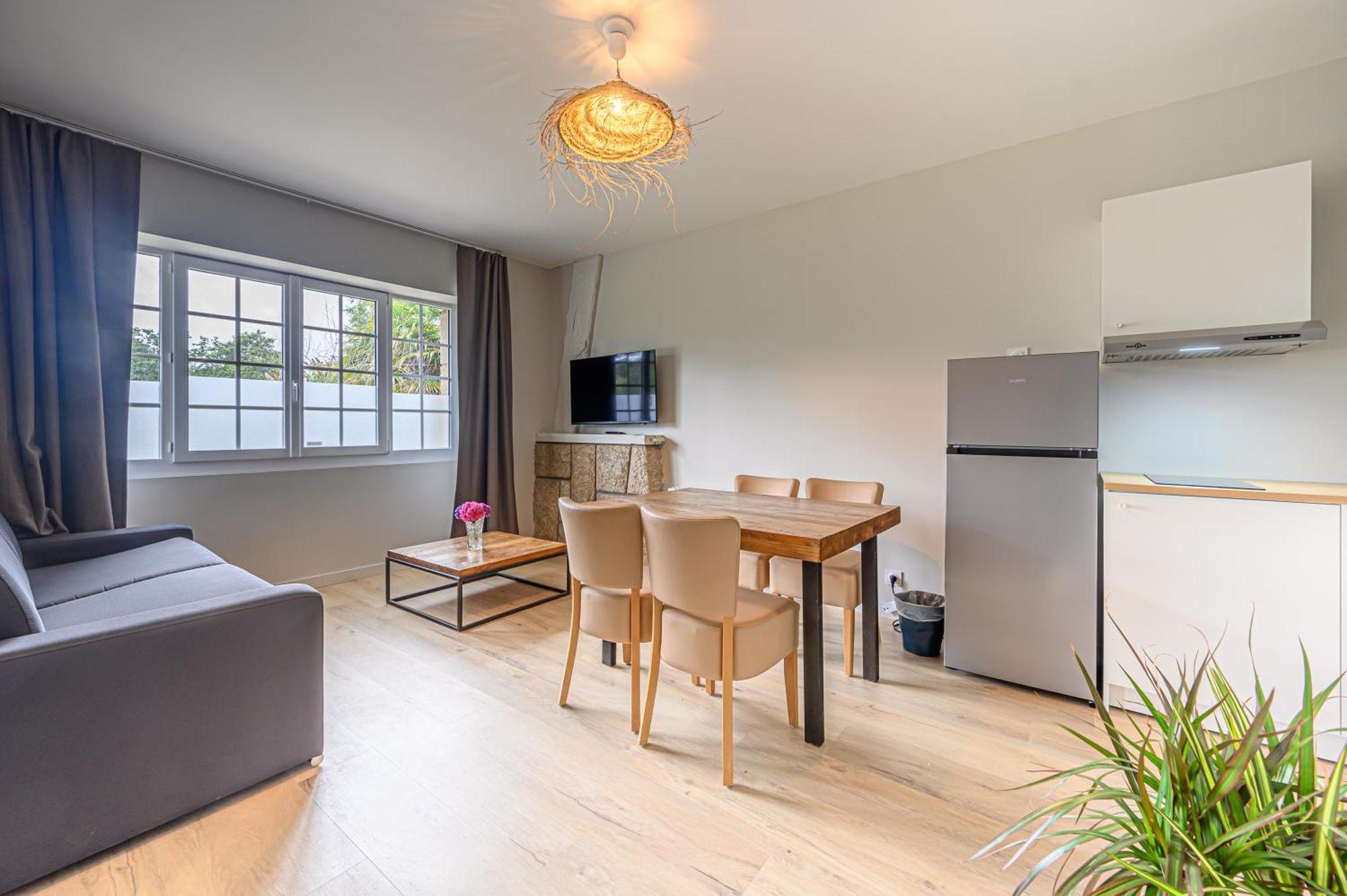 One-Bedroom Apartment,1604898144:JPEG