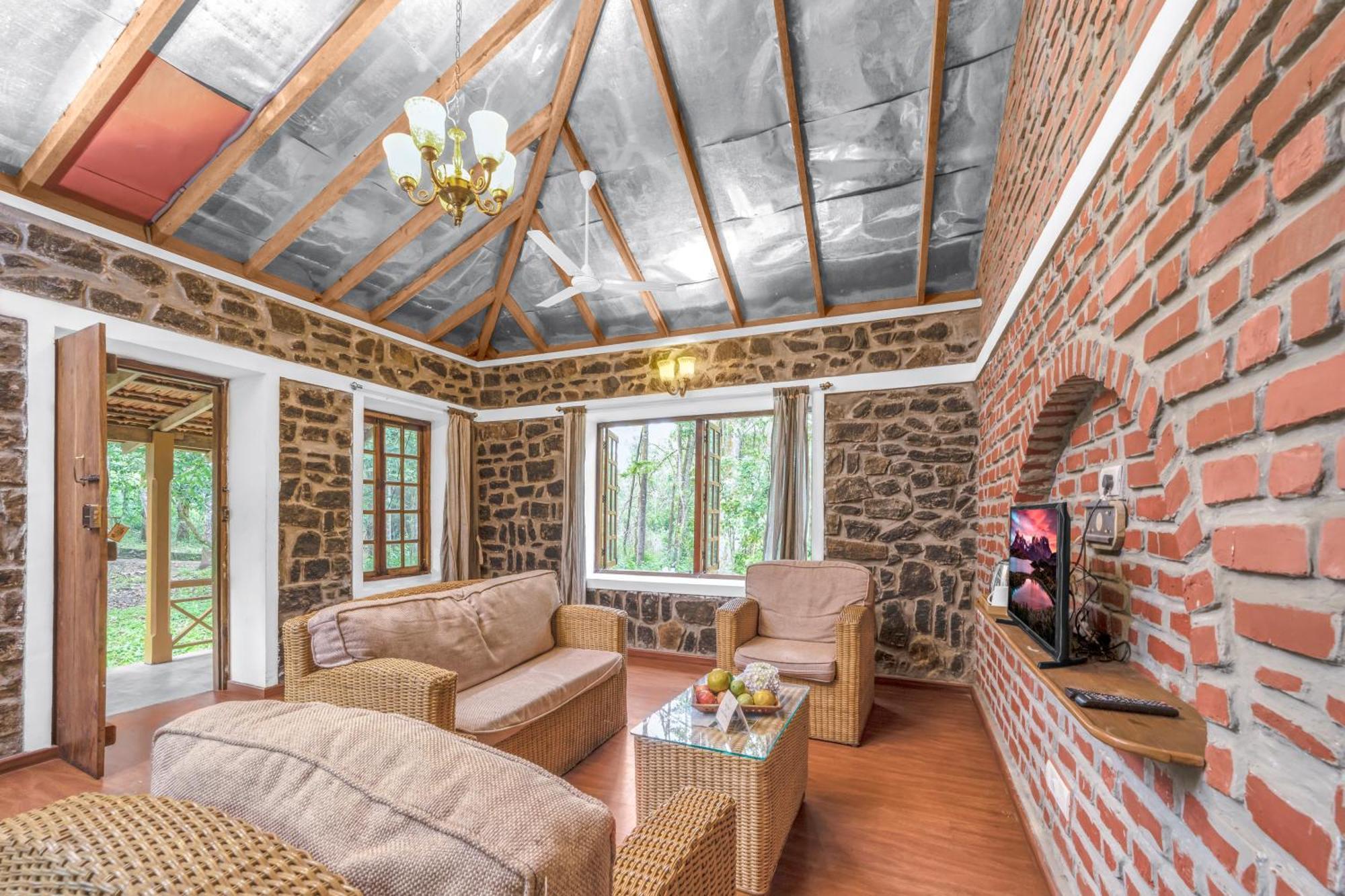 Luxury Stream View Cottage