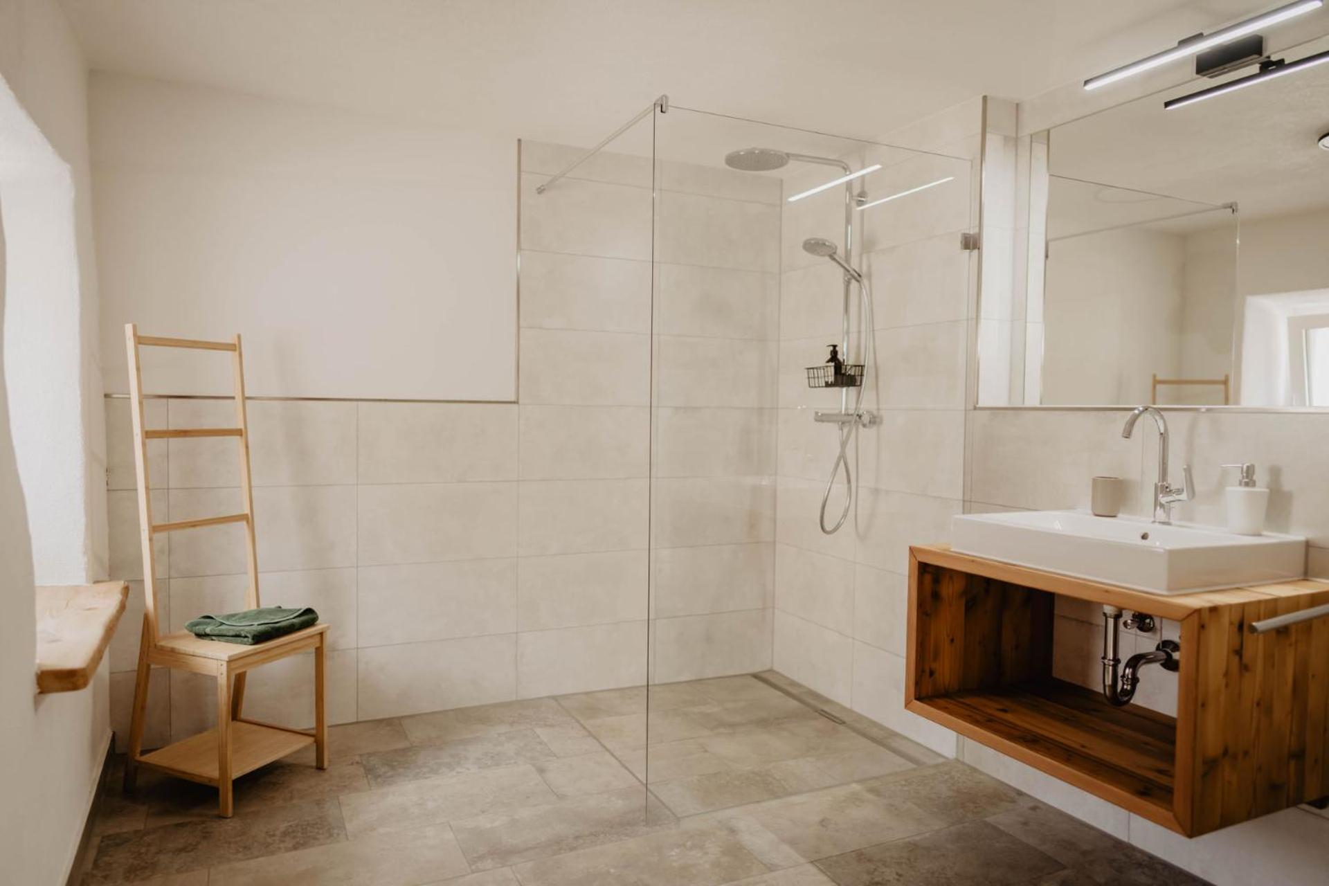 Großes Doppelzimmer
