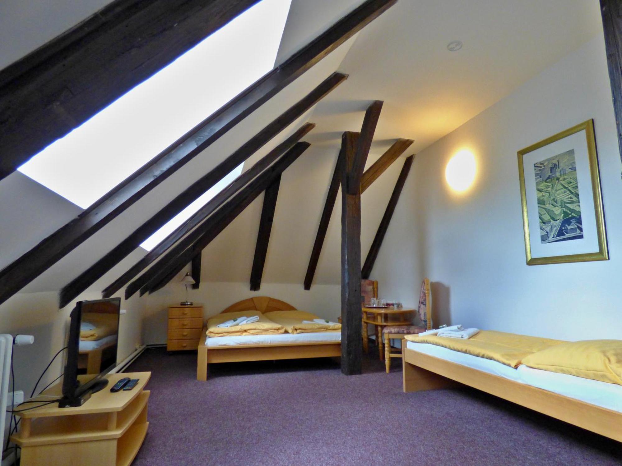 Economy Quadruple Room