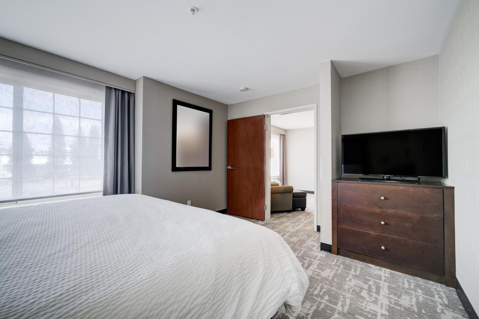 One-Bedroom Suite