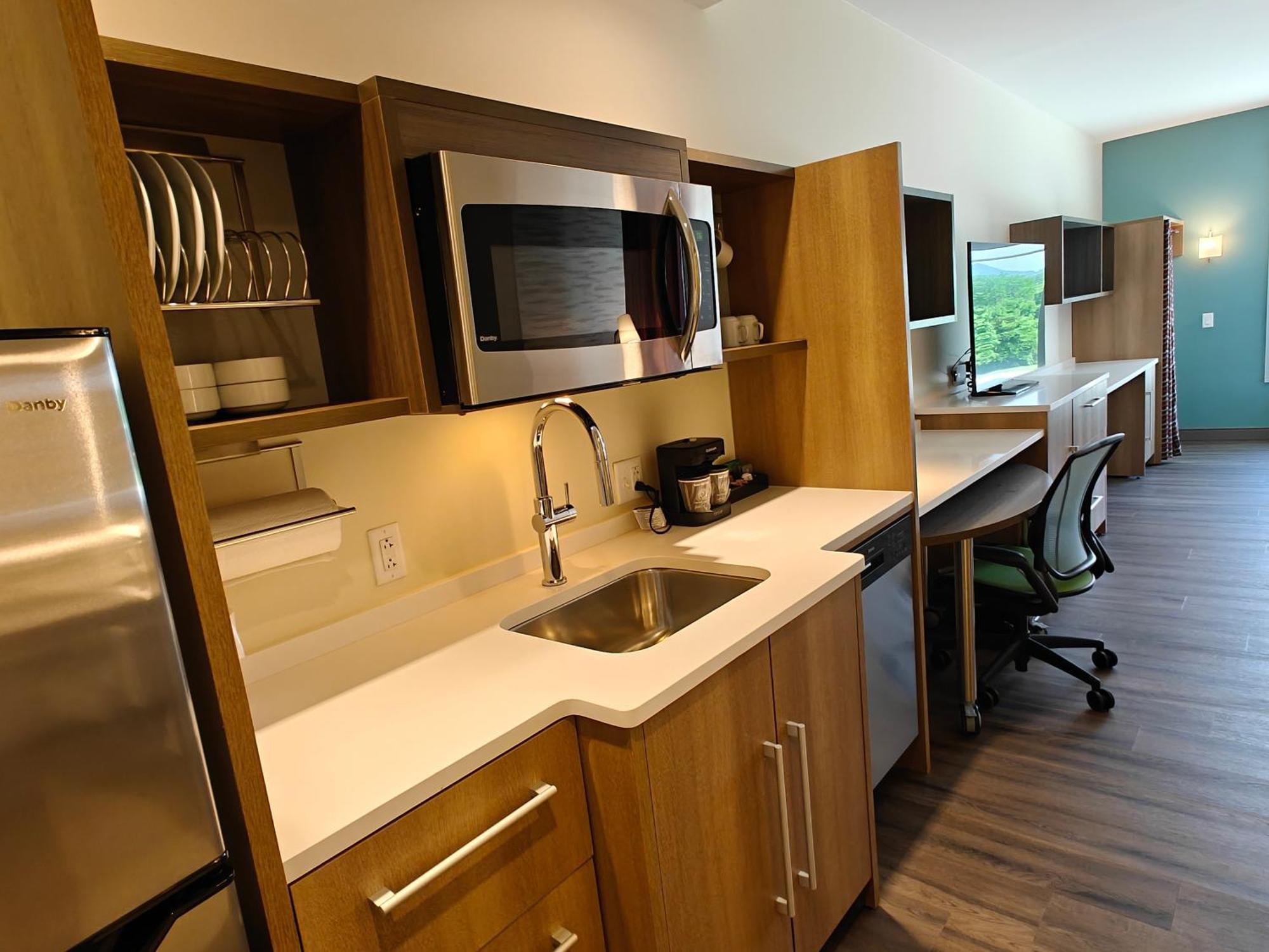 Studio Suite with Two Queen Beds