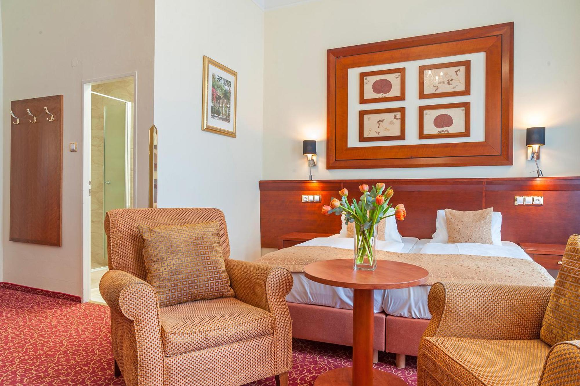 Superior Double Room,1607677104:JPEG