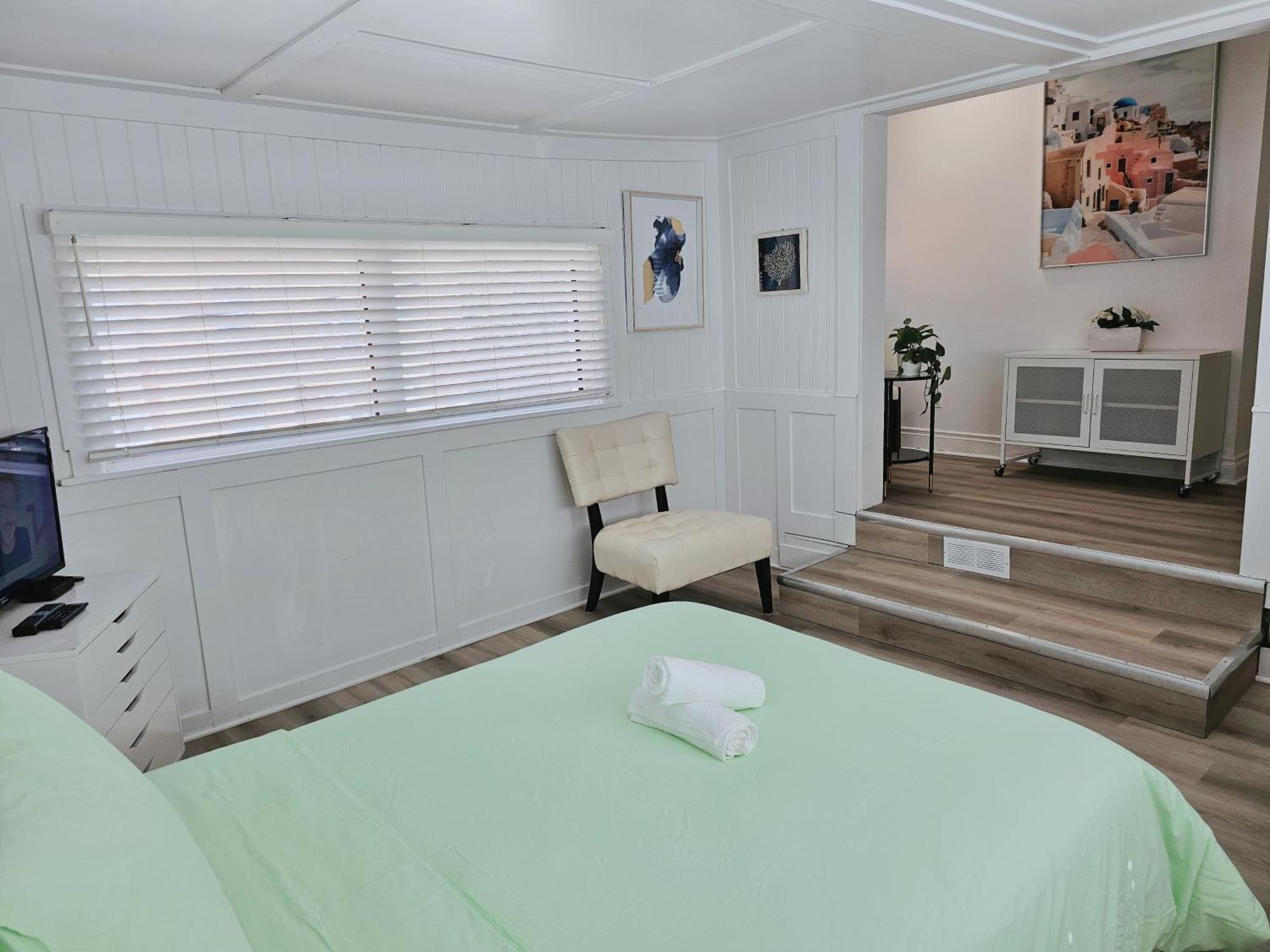 One Bedroom Suite