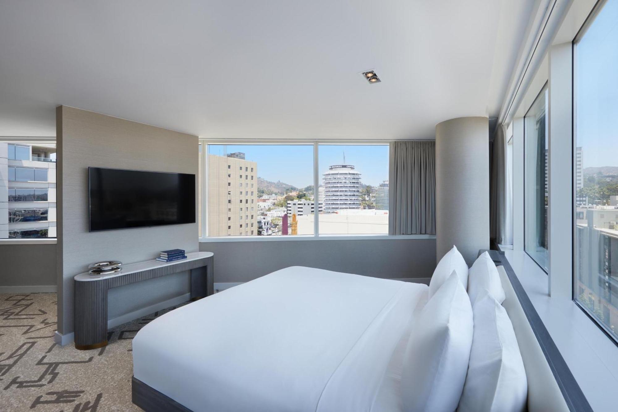 Supreme Suite