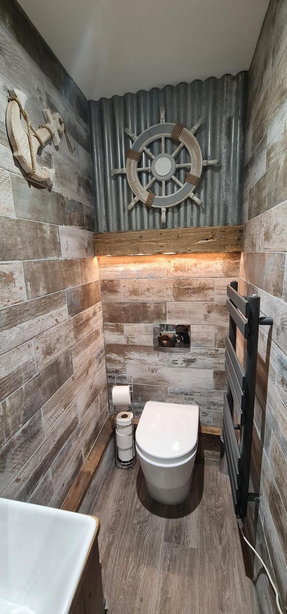 Twin Room Shower