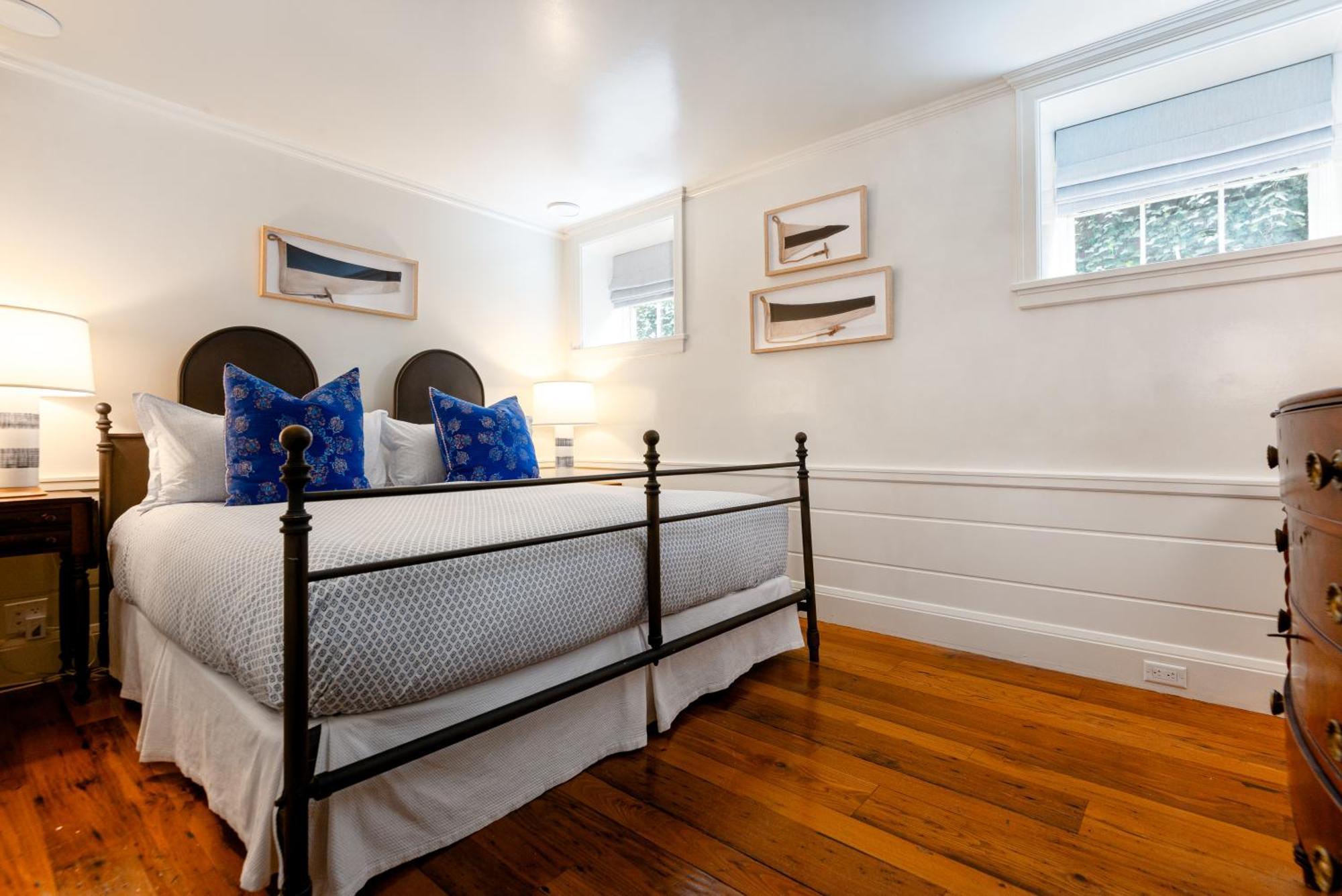Petite King Room - Basement Level