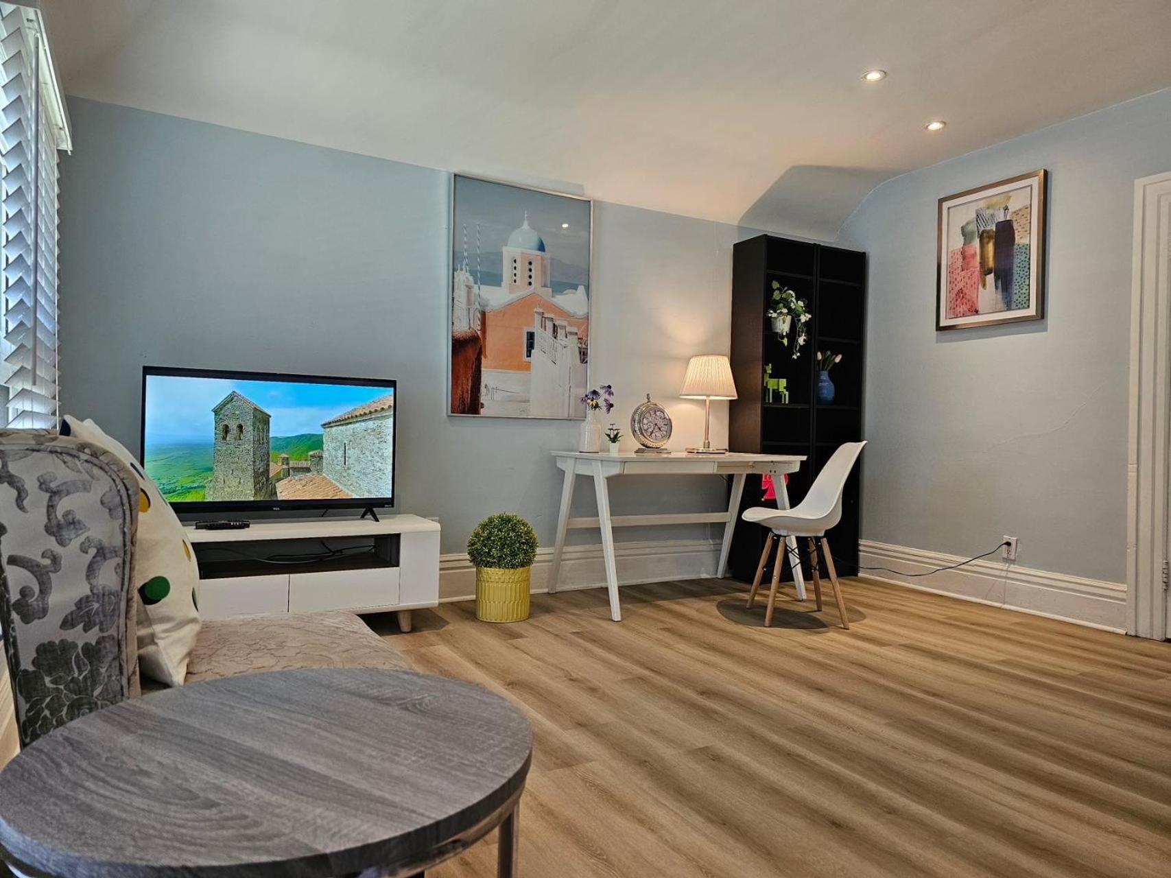 Queen Suite