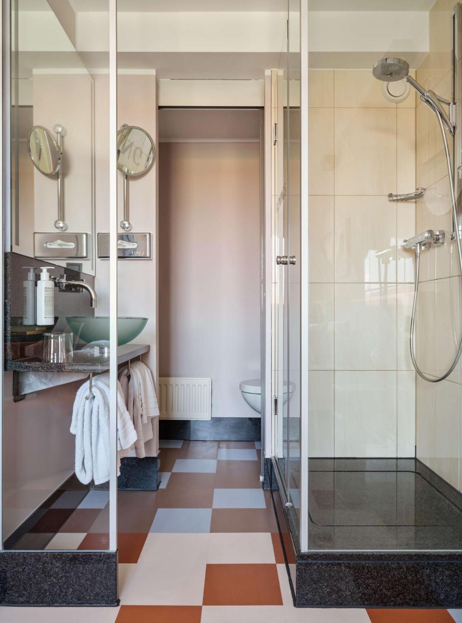 Comfort Twin Room