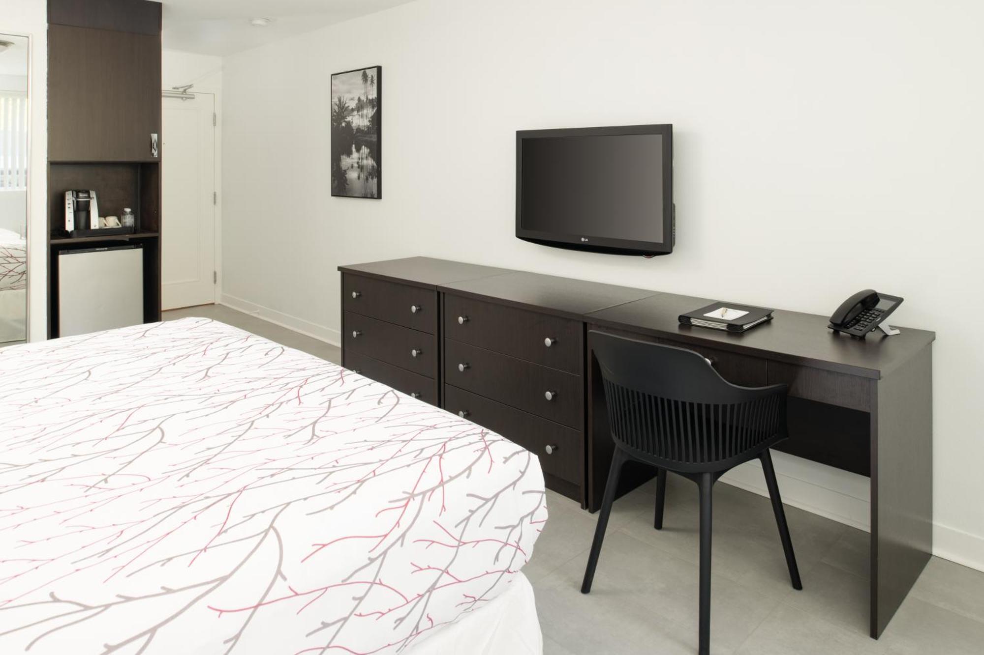 Standard King Room