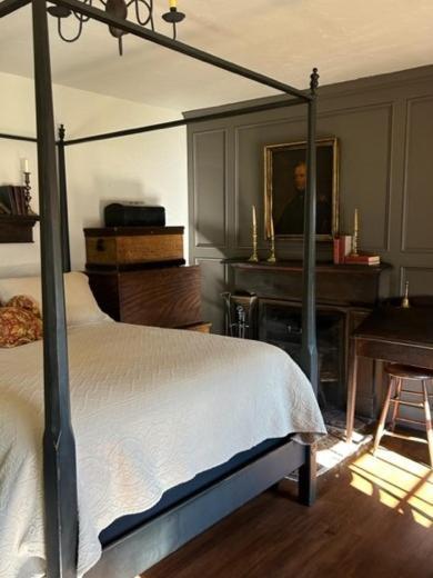 Deluxe Double Room with Bath