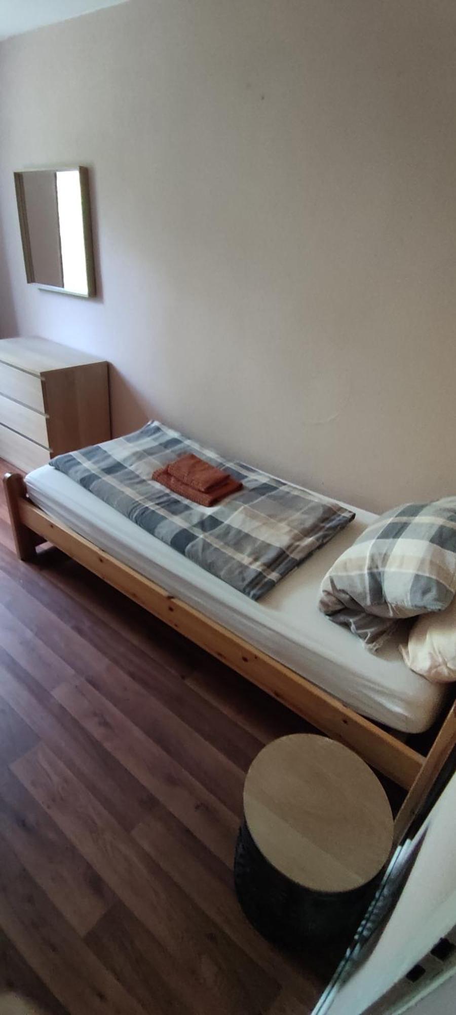 Eenpersoonskamer met Externe Eigen Badkamer
