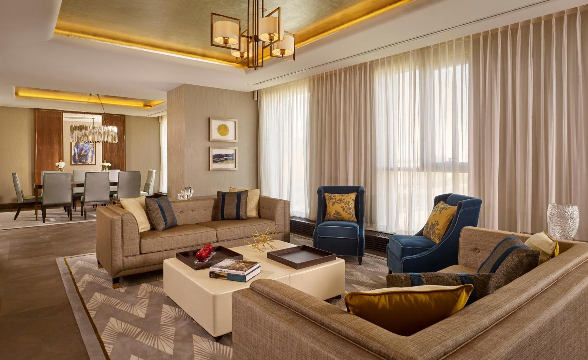 Carlton Suite with Club Lounge access, 1 King, City view