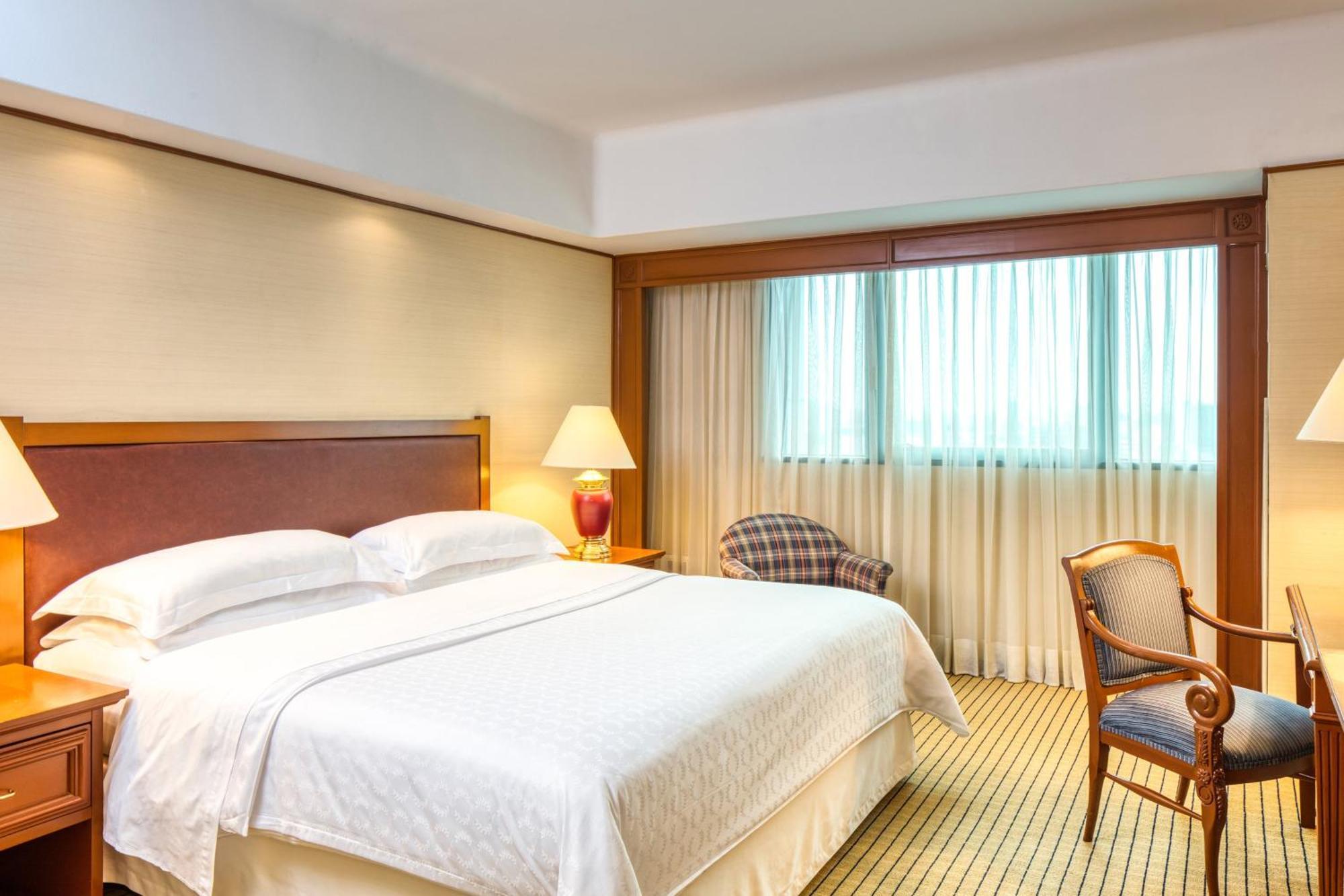 Classic Guest room 1 King Danubio Tower,1613663917:JPEG