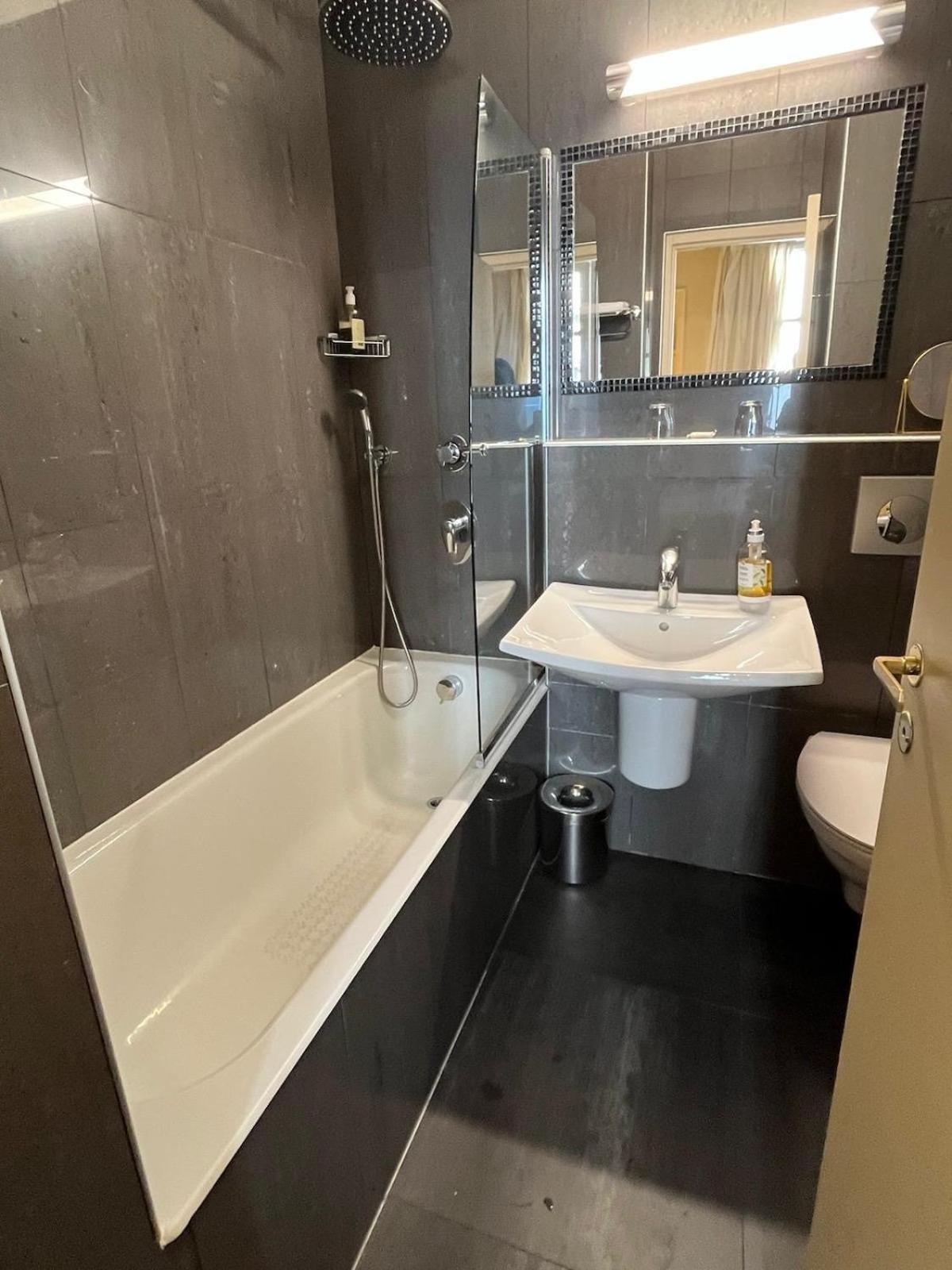 Double Room Picasso first floor