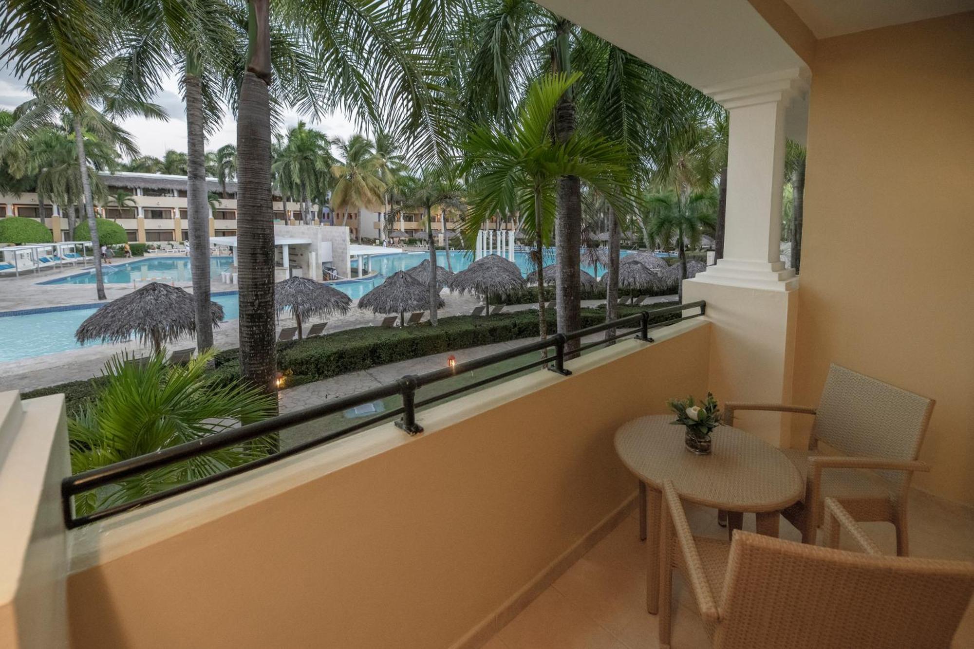 Premium Pool View