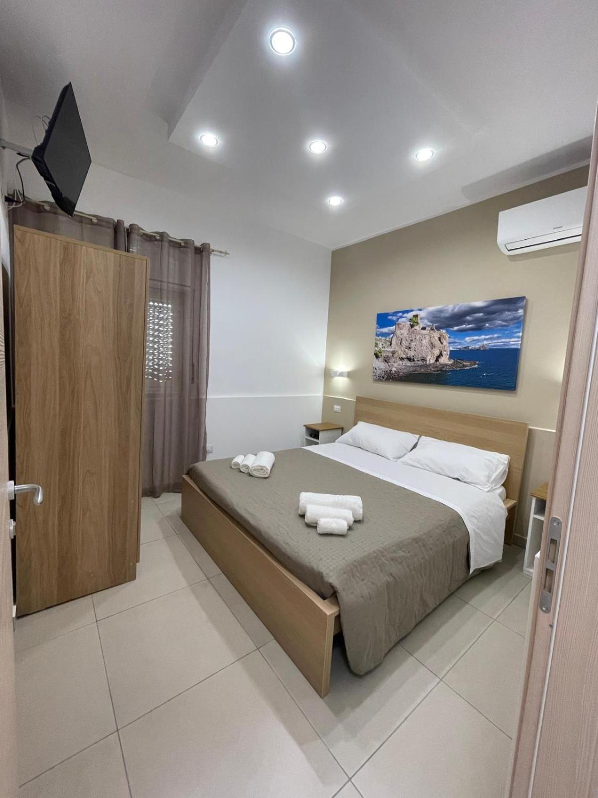 Double Room Private Bathroom