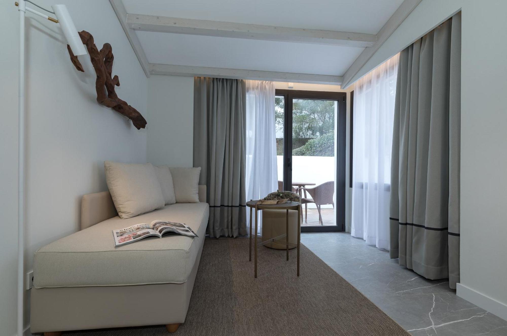 Superior Double Room,1615648497:JPEG