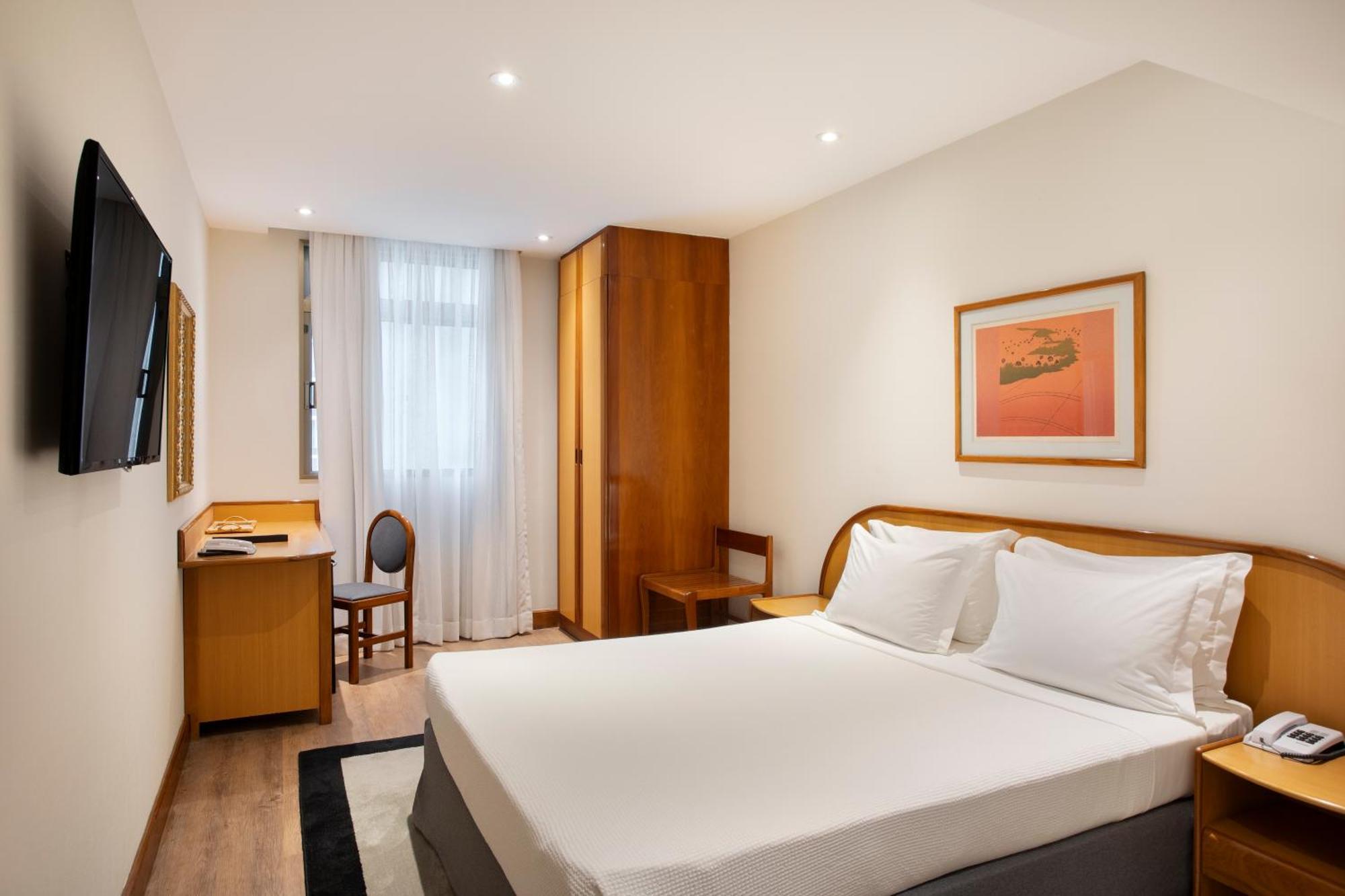 Quarto Standard com Cama Casal