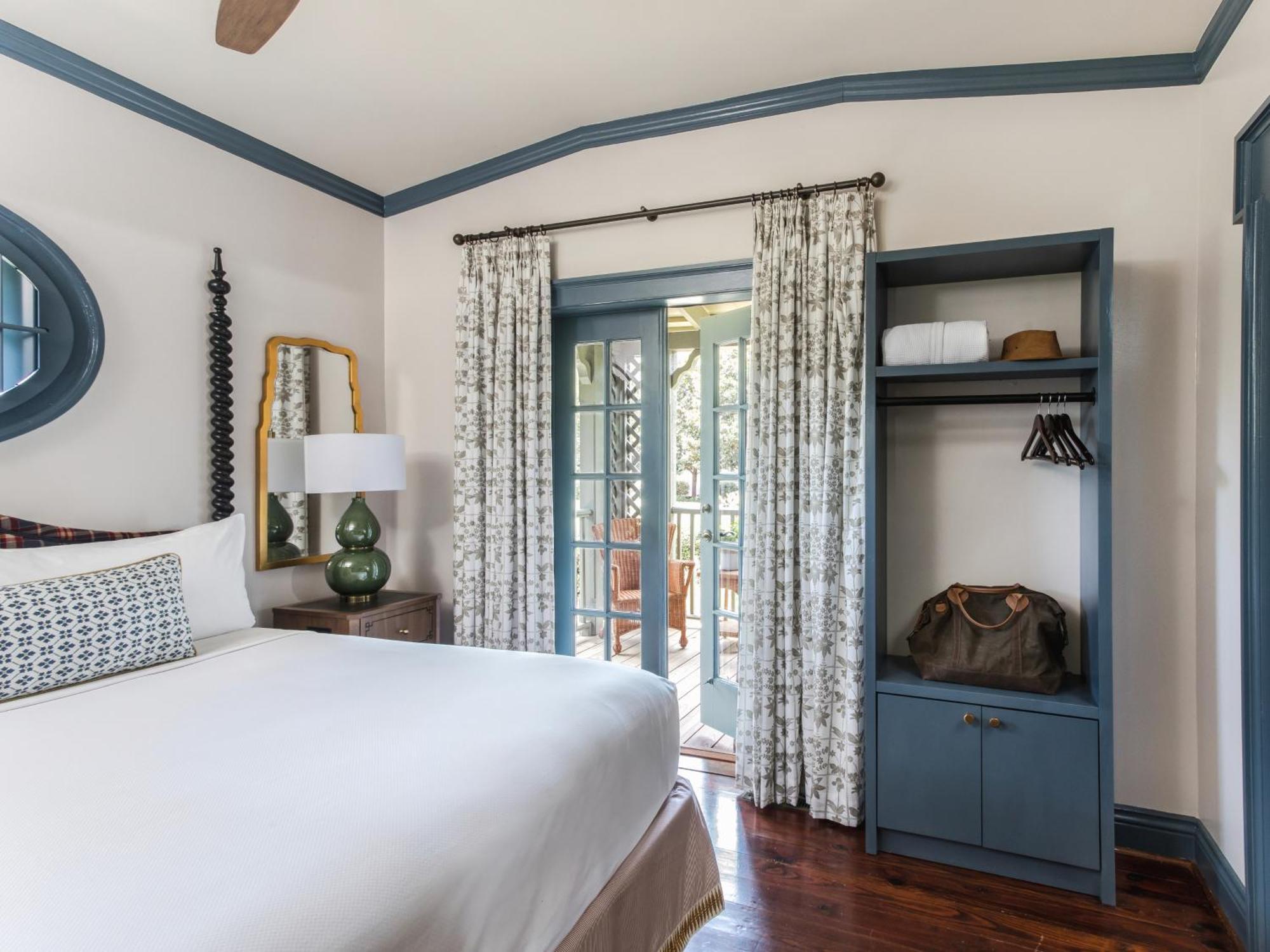 One-Bedroom Cottage Suite