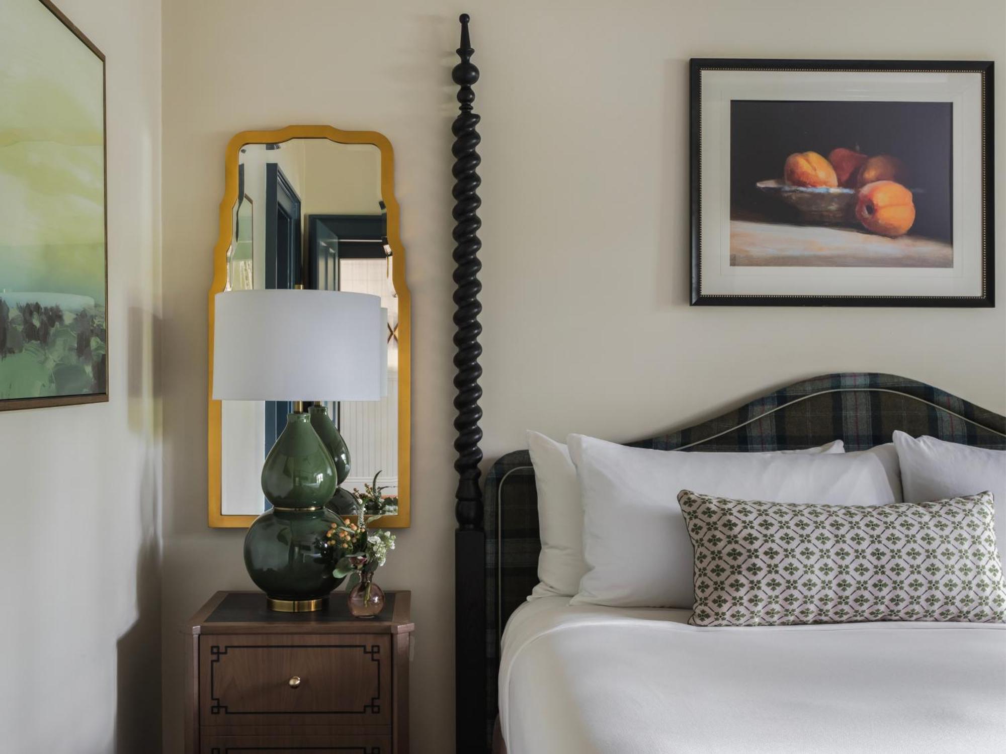 One-Bedroom Cottage Suite