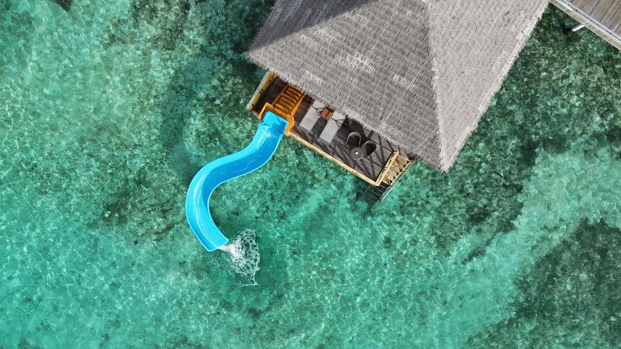Lagoon Suite Slide