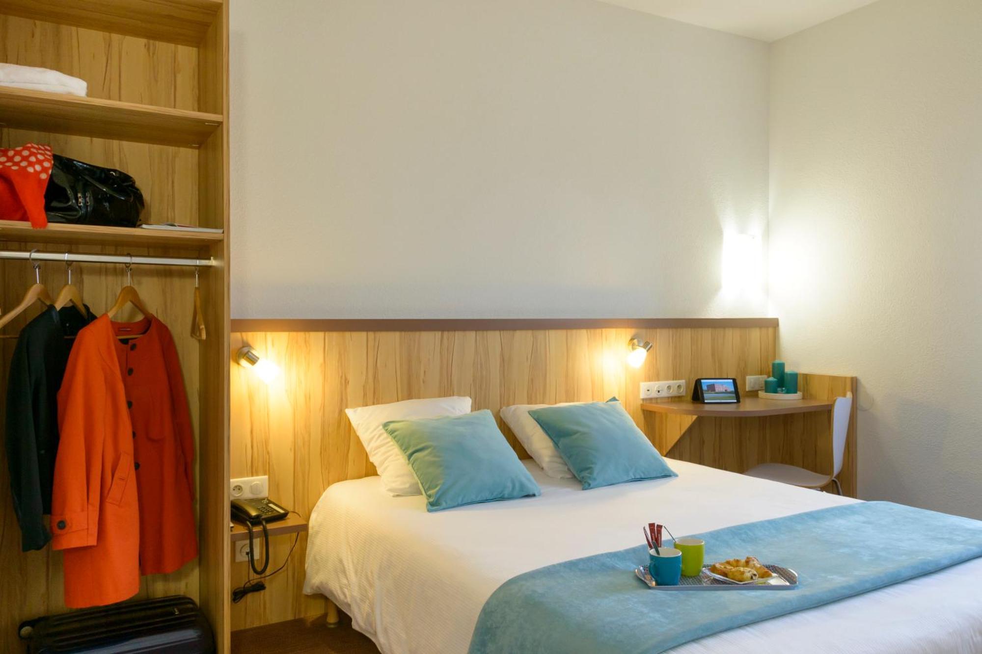 Double or Twin Room Disability Access