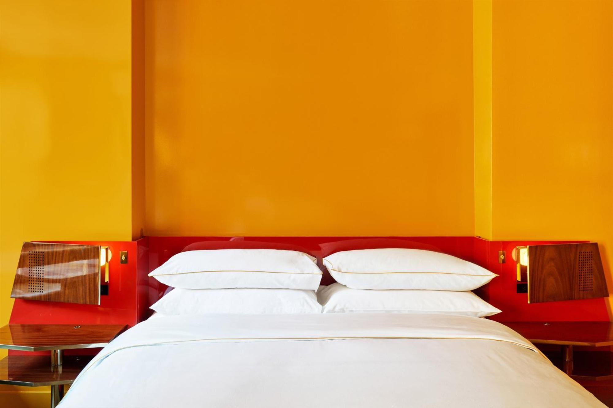 Deluxe King Room,1618453034:JPEG