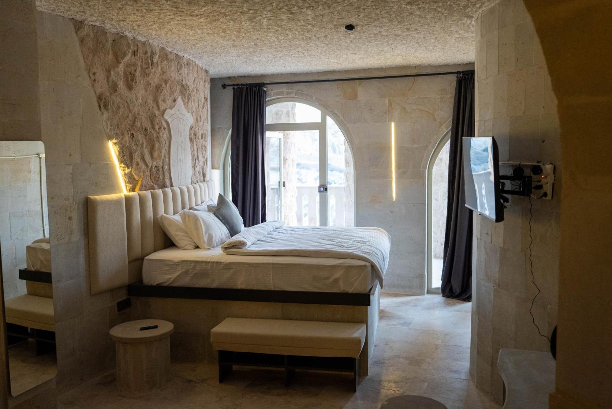 Superior Queen Room