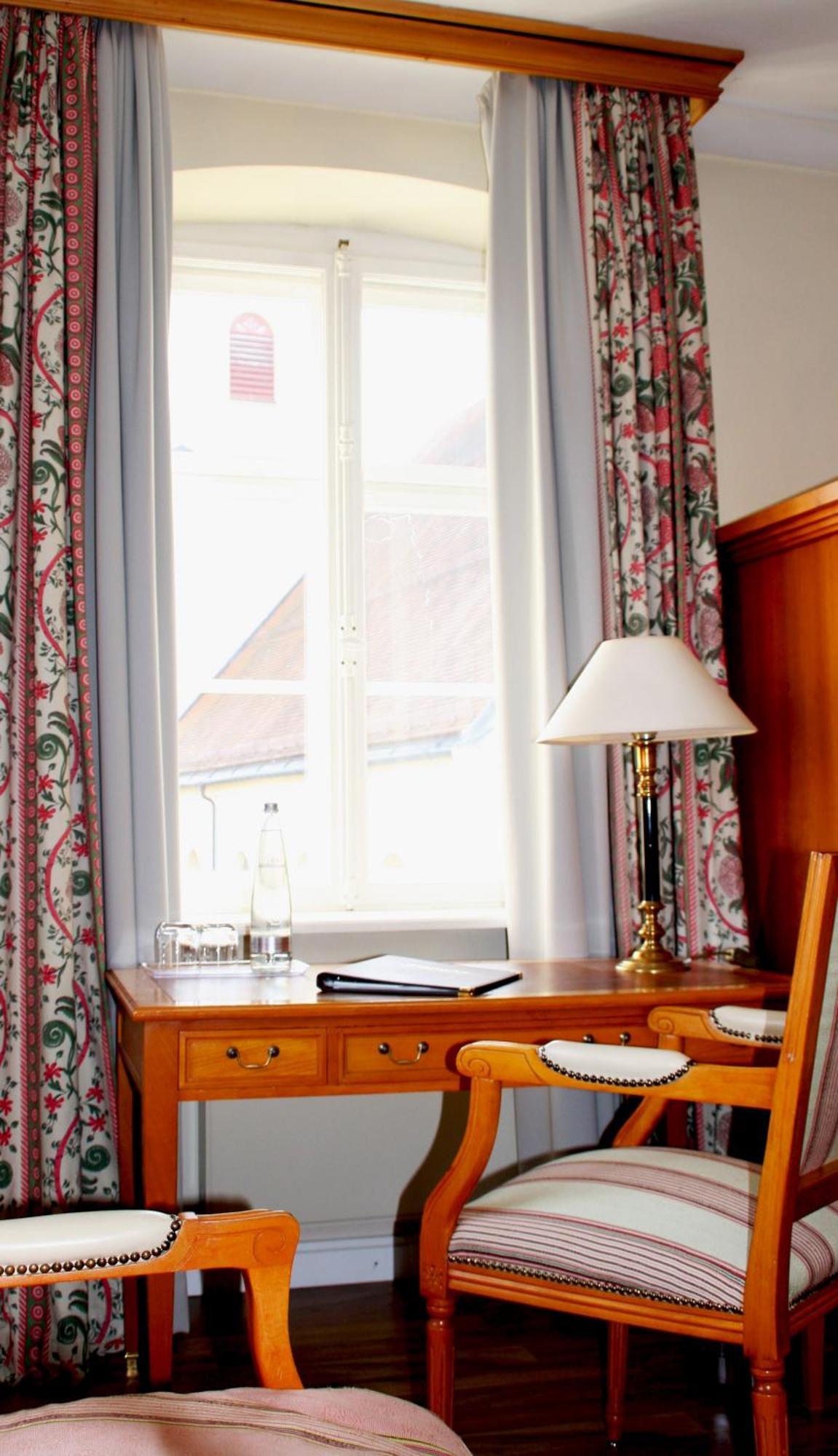 Large Double Room