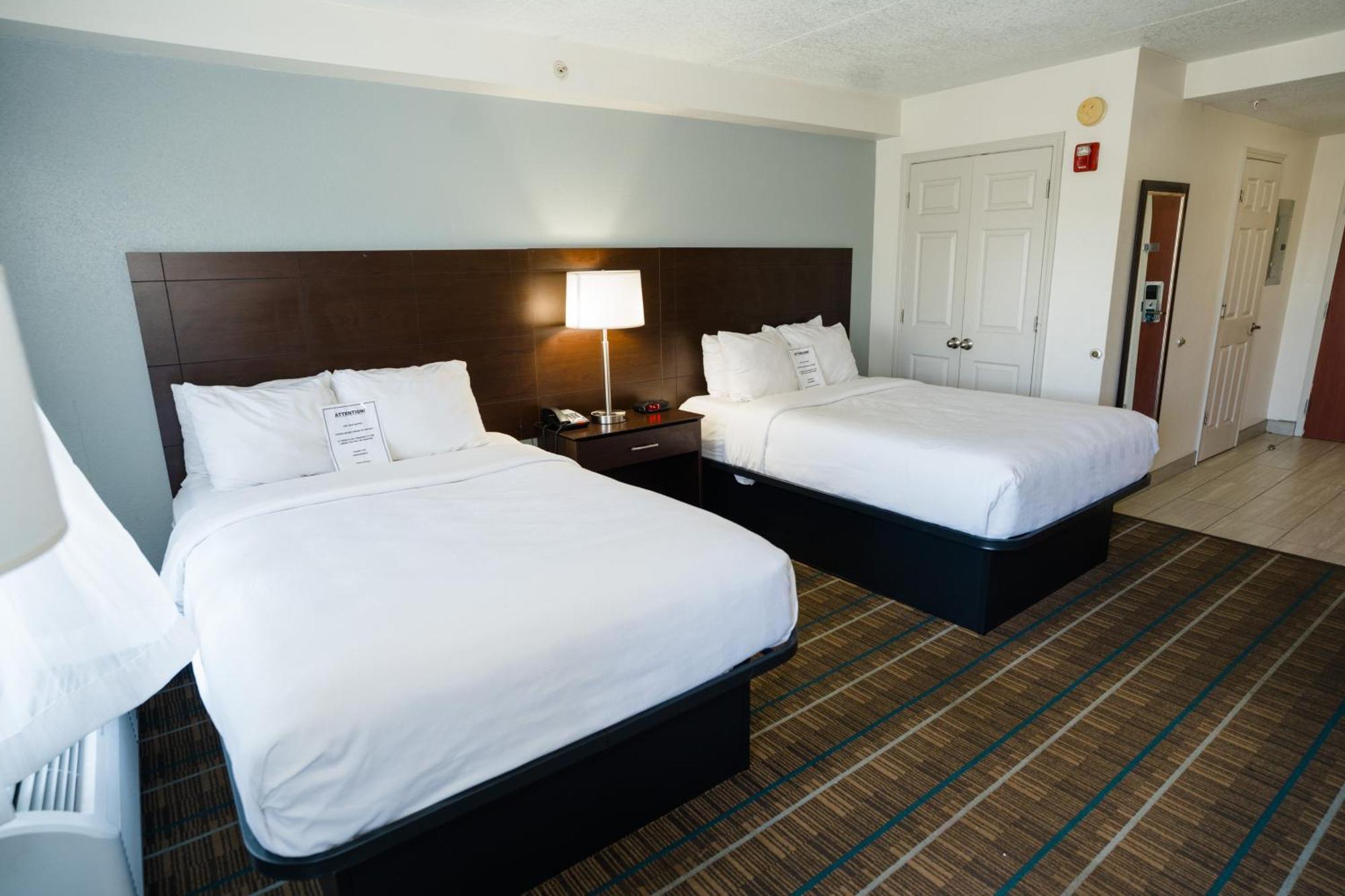 Double Room Two Double Beds Smoking