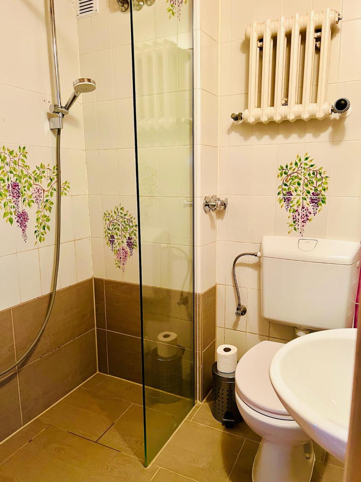 Standard Double Room,1621422975:JPEG