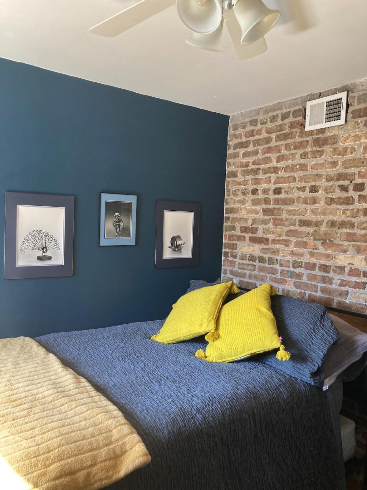 Standard Double Room with Shared Bathroom