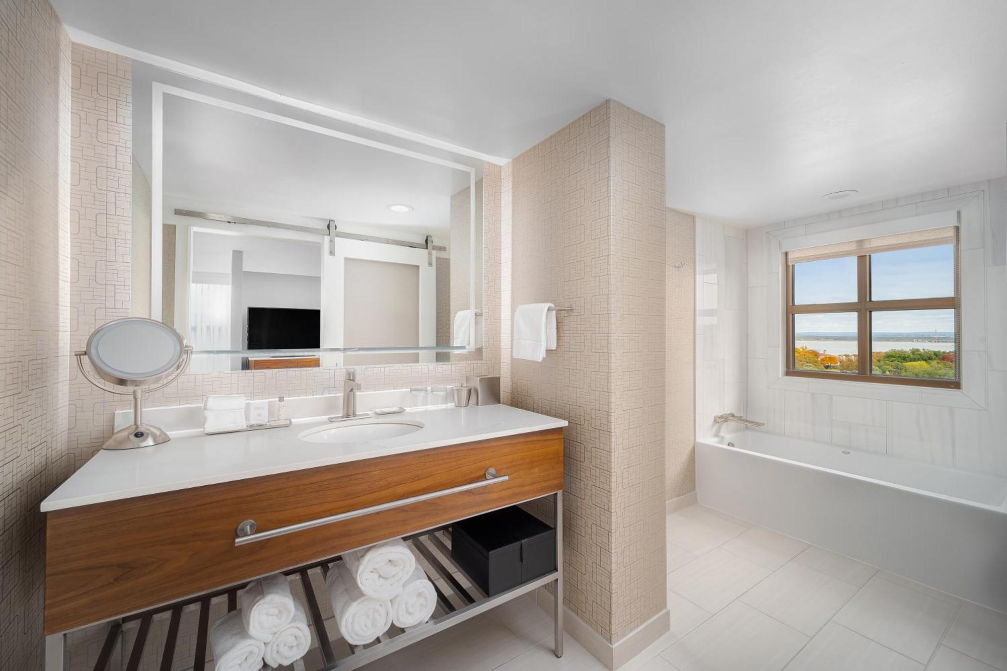 Executive King Suite