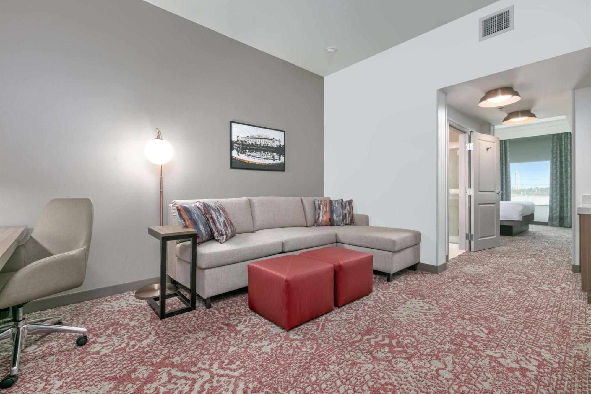Junior King Suite Seating Area